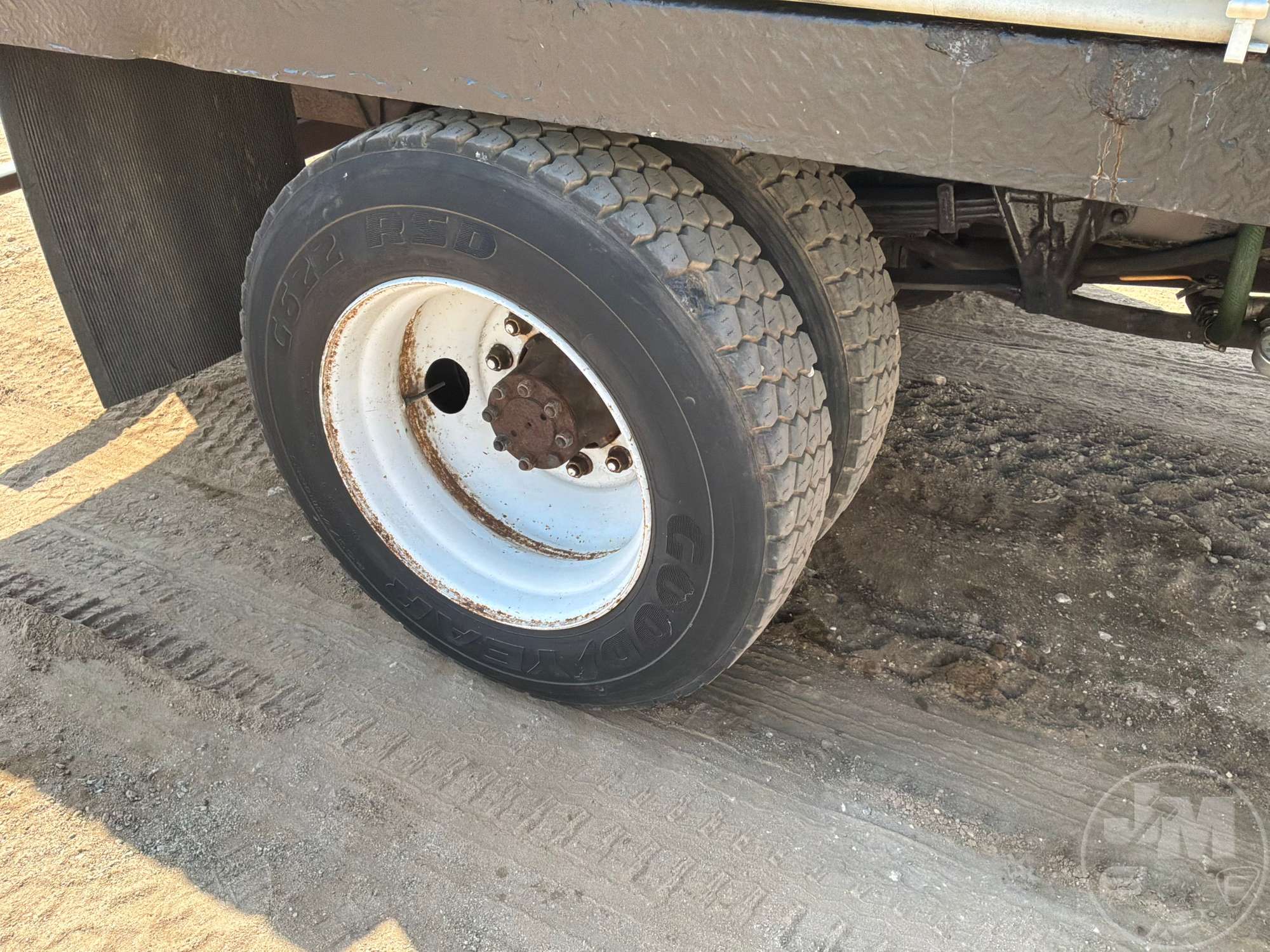 2001 International 4700
