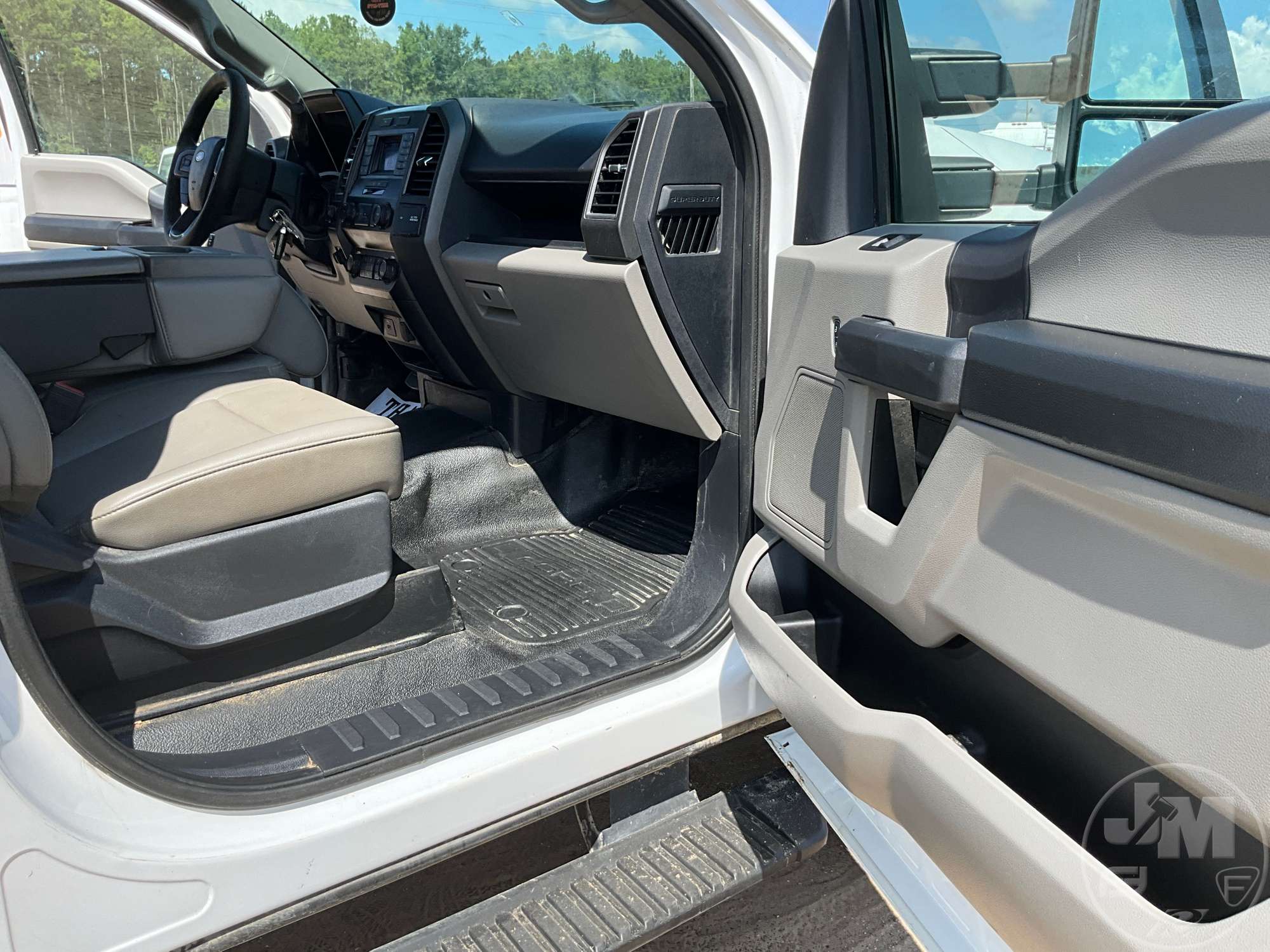 2022 Ford F-350 XL SD