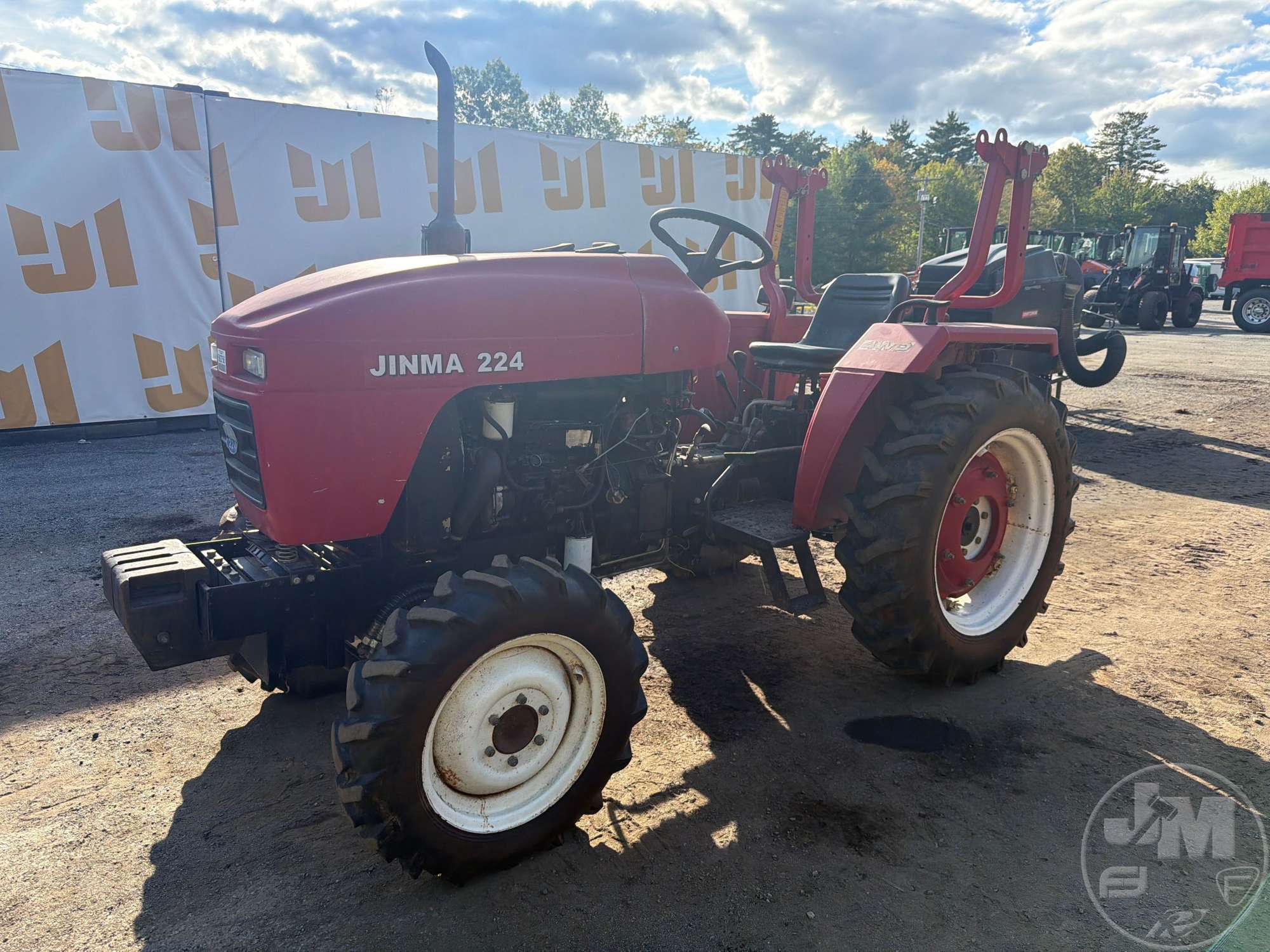 Photo of 2005 Jinma Tractor 224