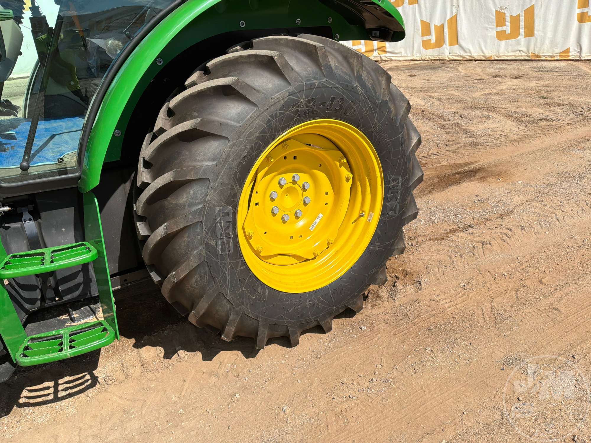 2025 John Deere 5120M
