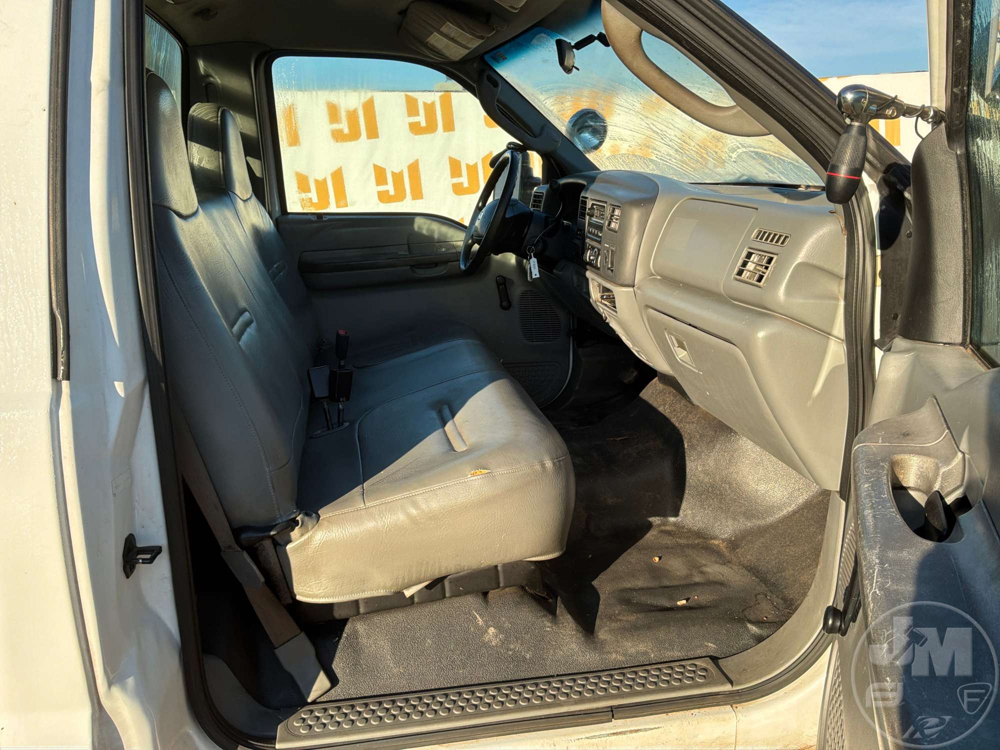 2004 Ford F-550