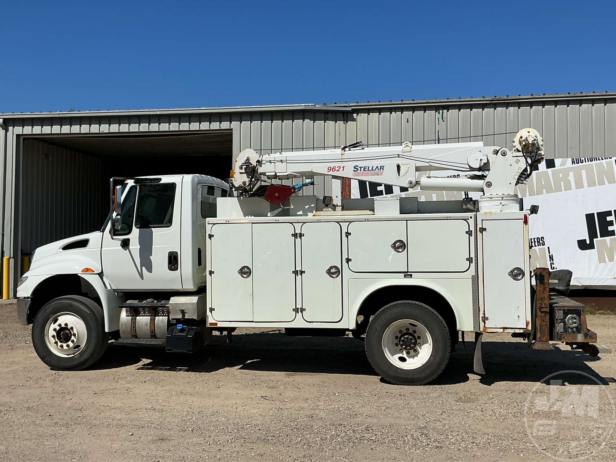 2016 International MA025