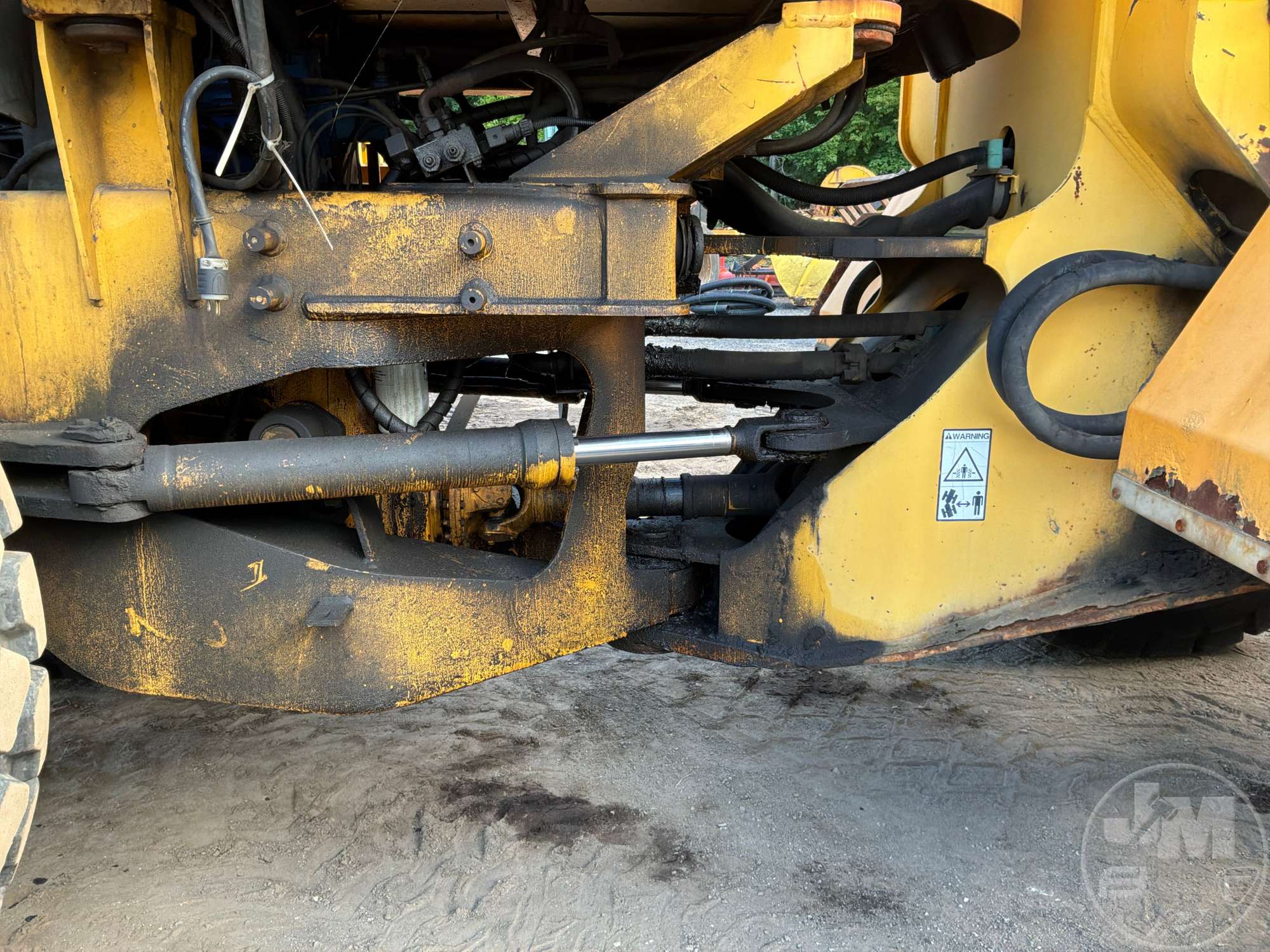 1999 Volvo L120C
