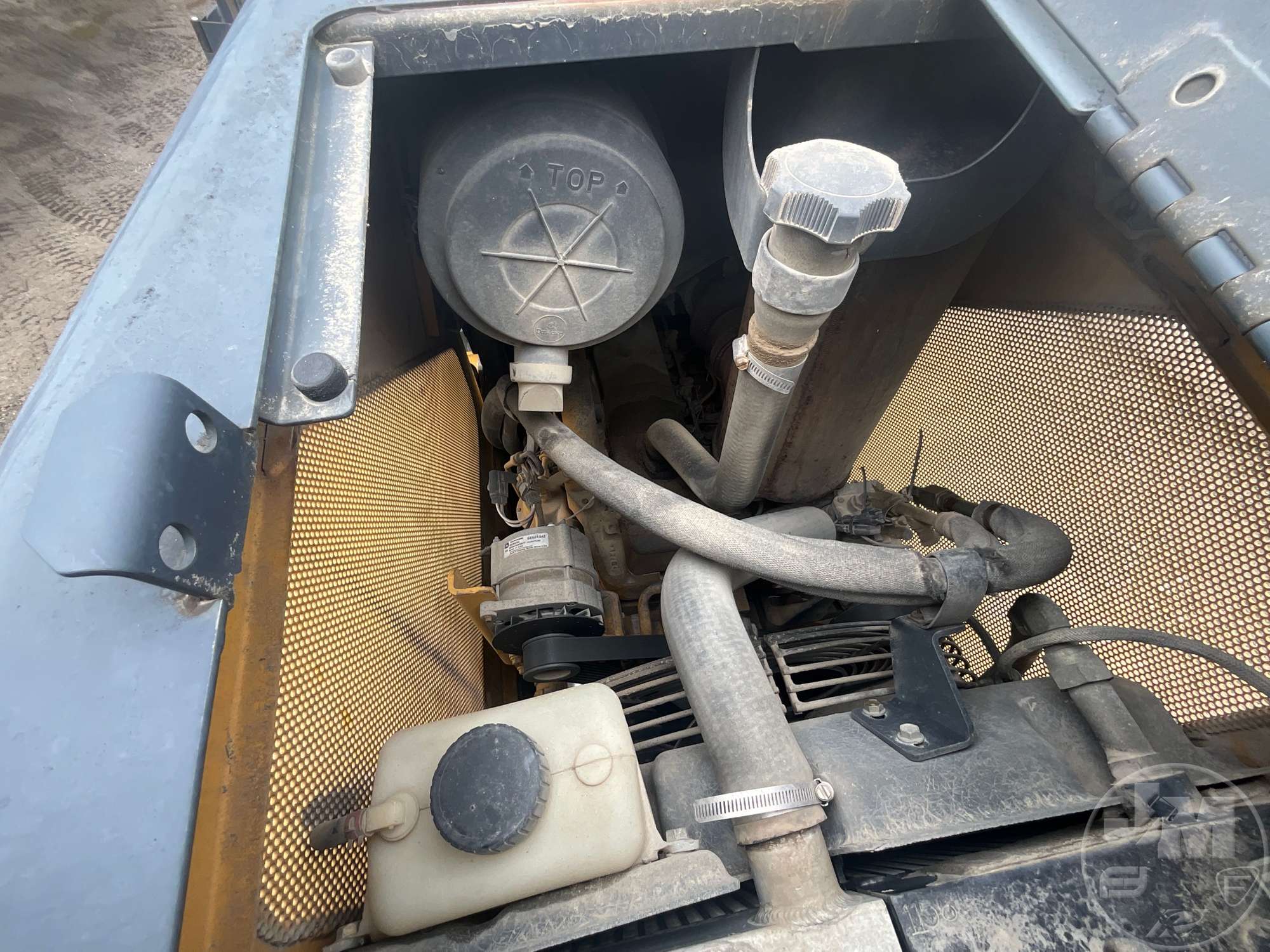 2005 John Deere 450J LT