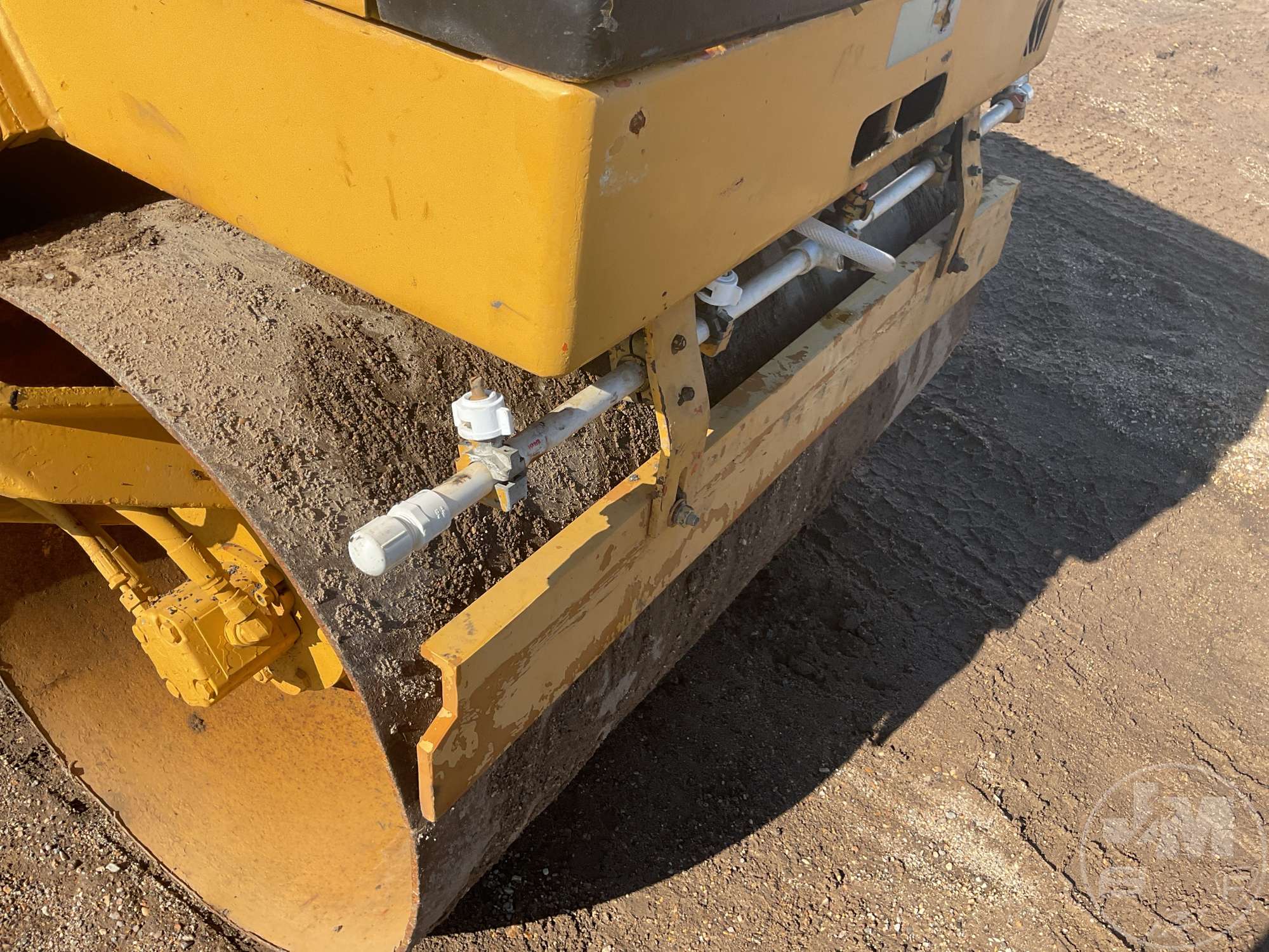 1998 Caterpillar CB224C