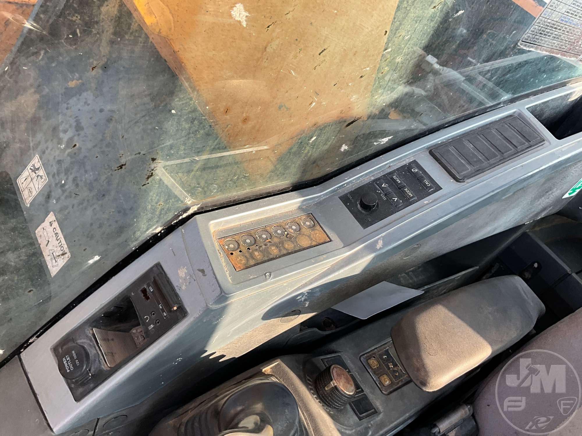 0 Hyundai ROBEX 250LC-9