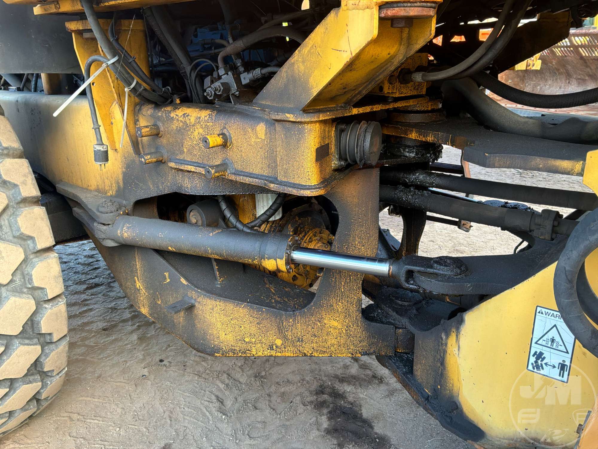 1999 Volvo L120C