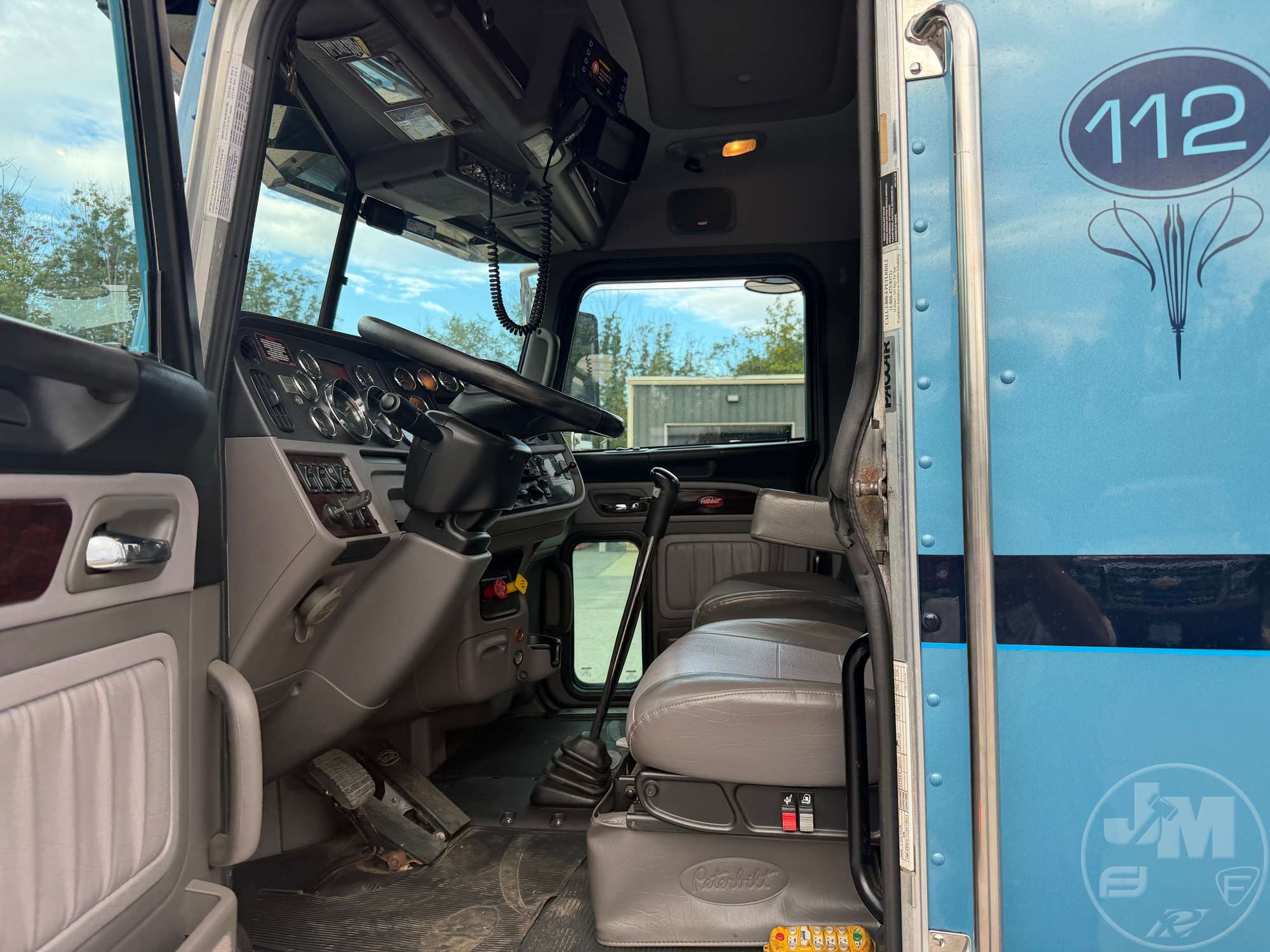 2020 Peterbilt 389