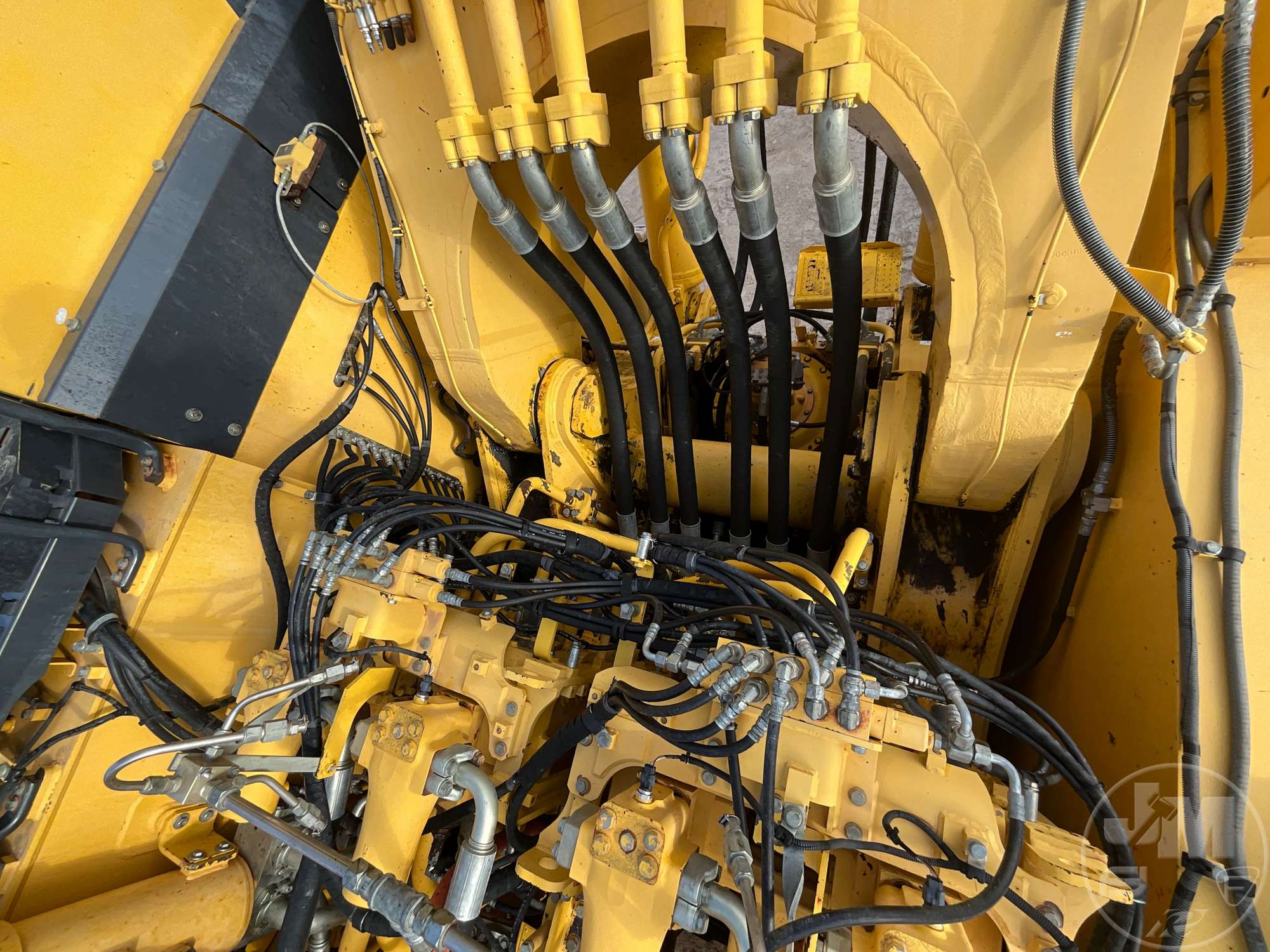 2019 Komatsu PC2000-11