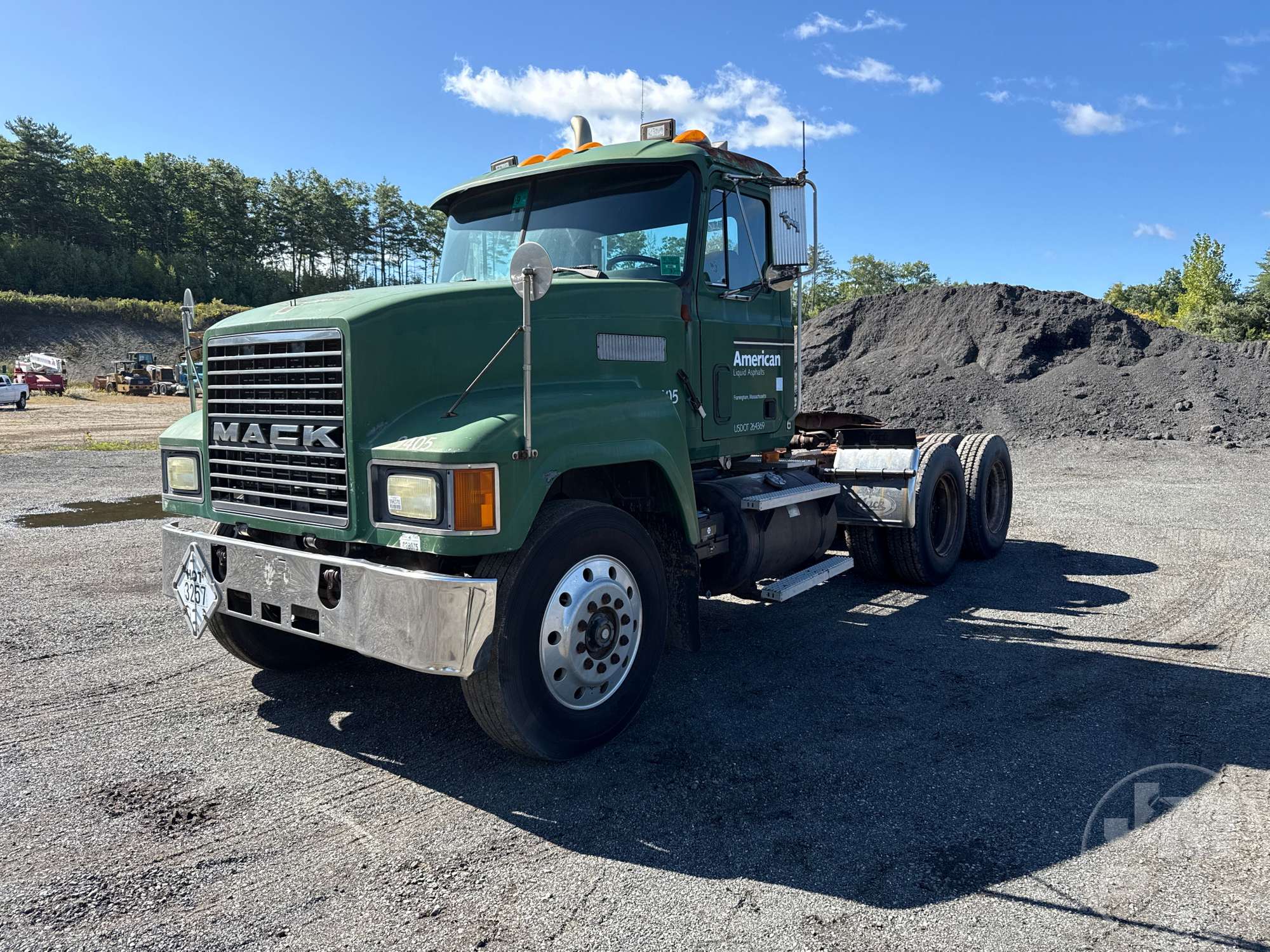 Photo of 1994 Mack CH 613
