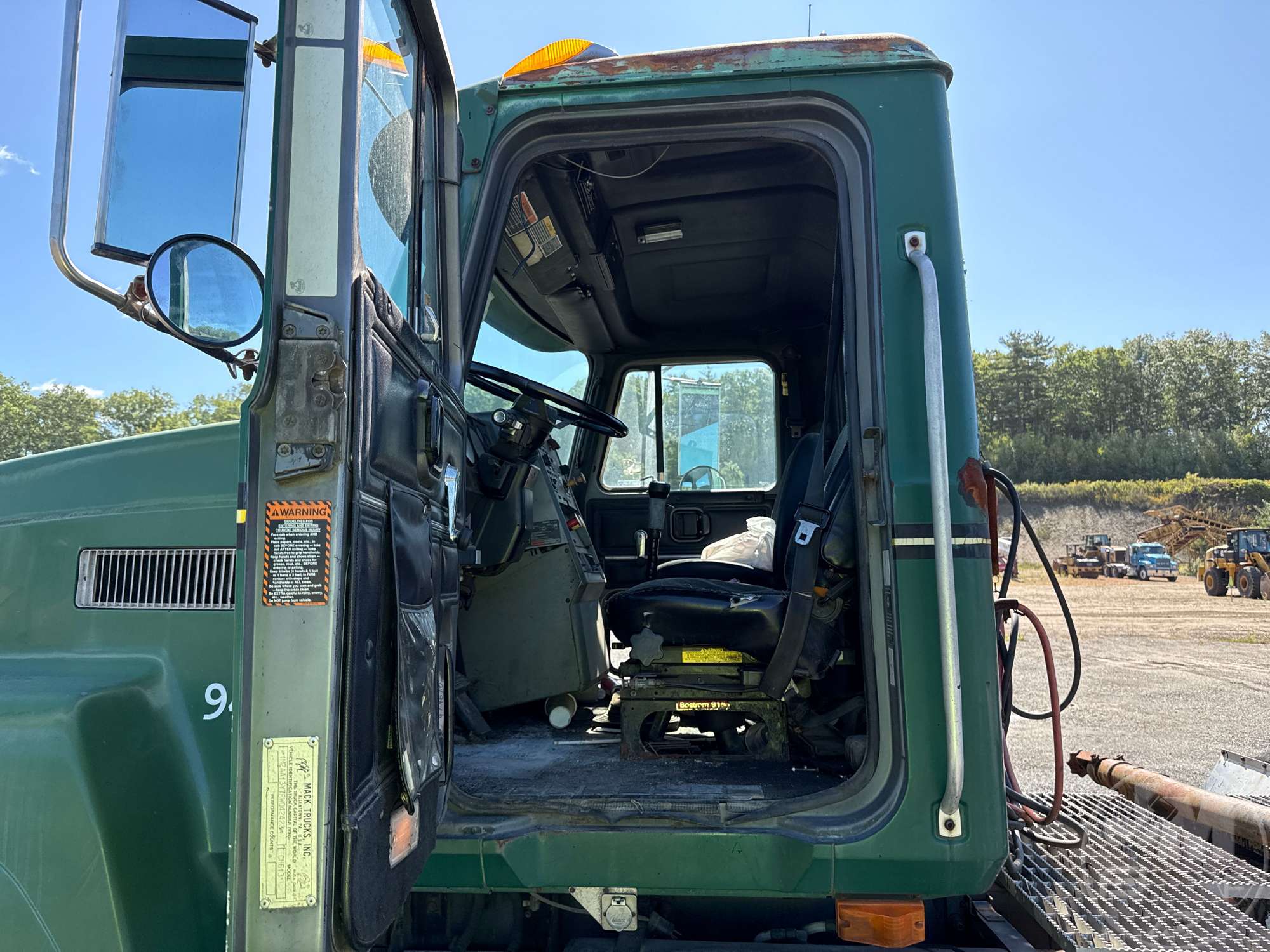 1994 Mack CH 613