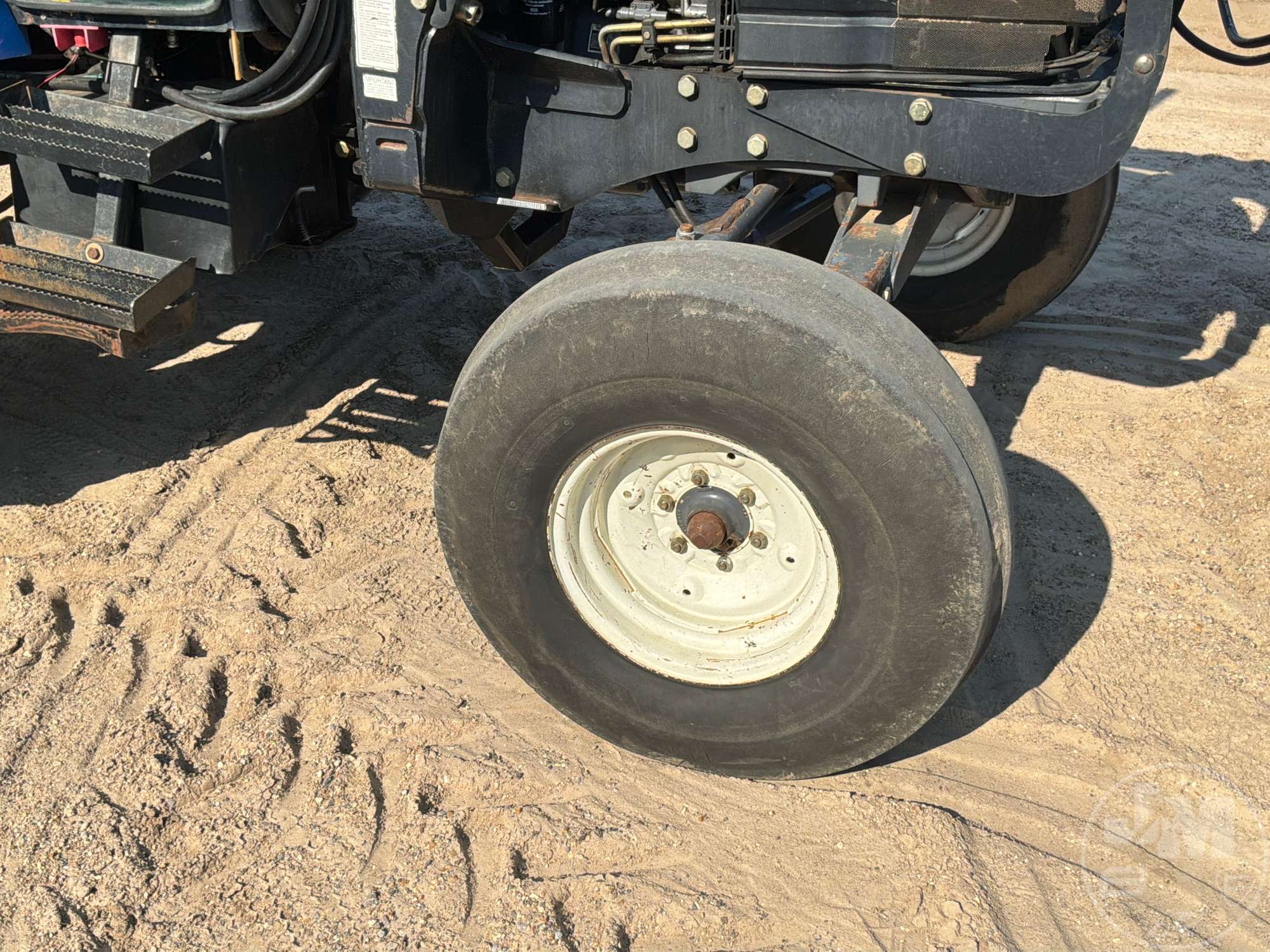0 New Holland TS110