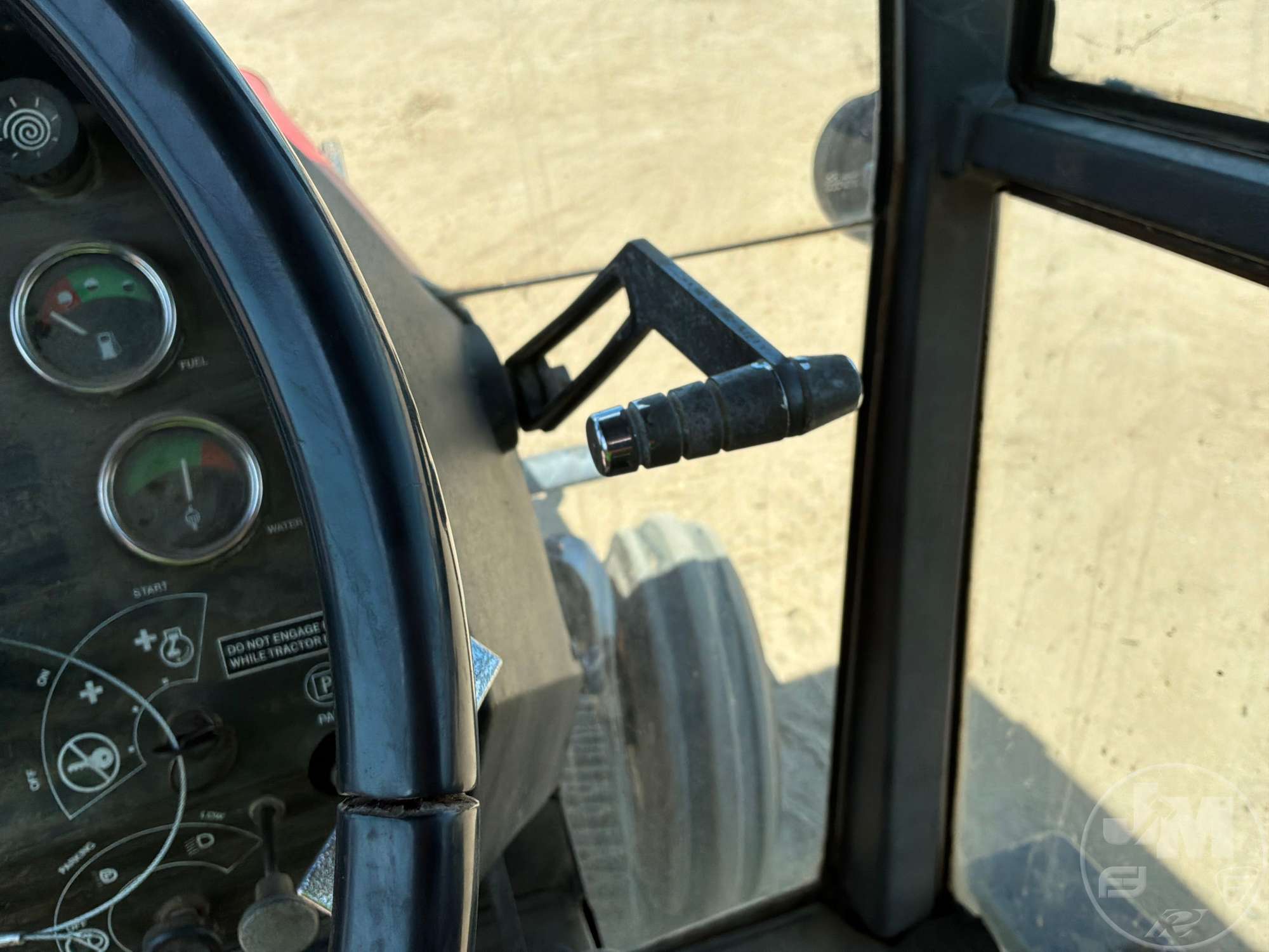 1981 Massey Ferguson 2675