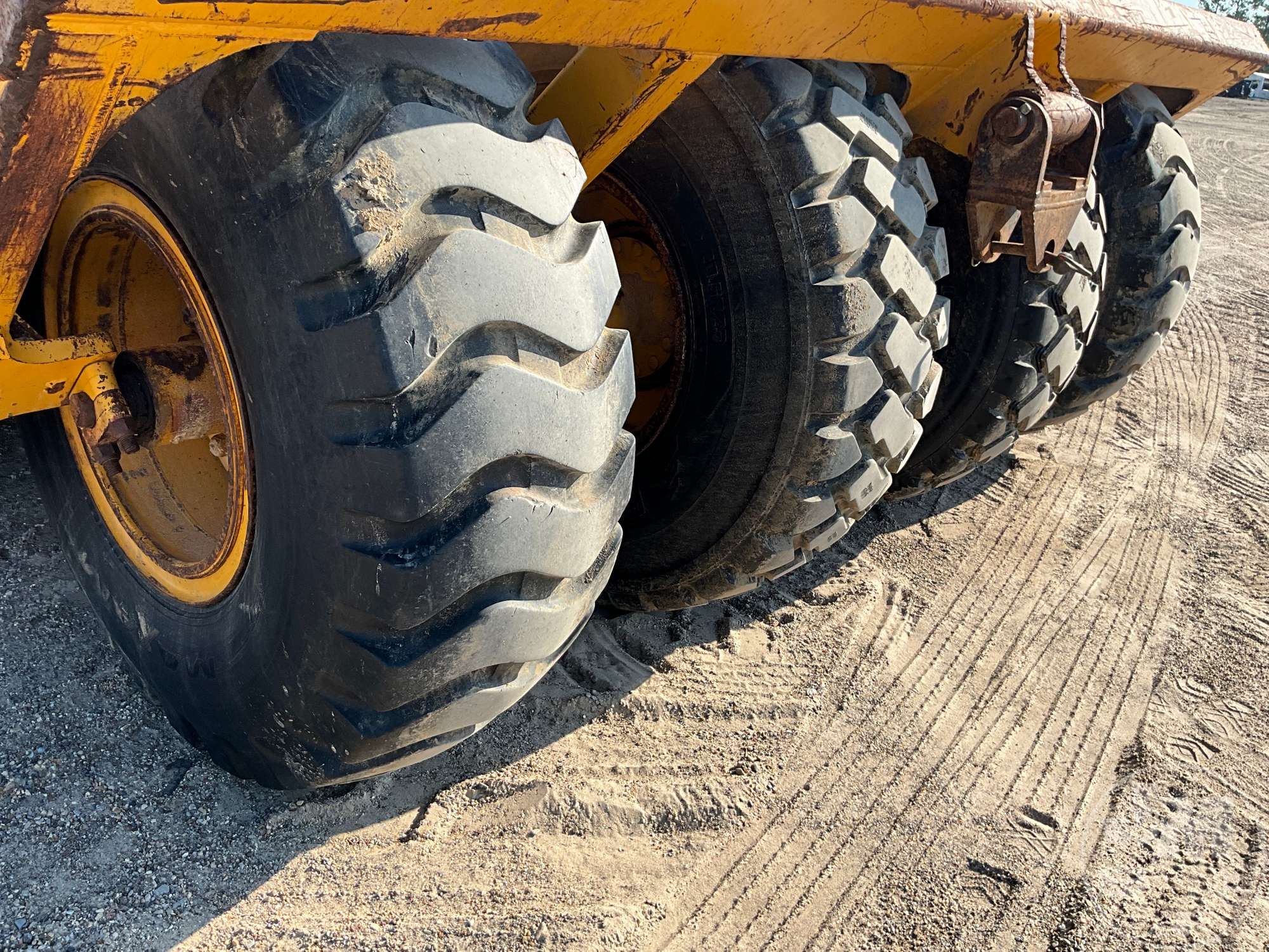2005 John Deere 1812C