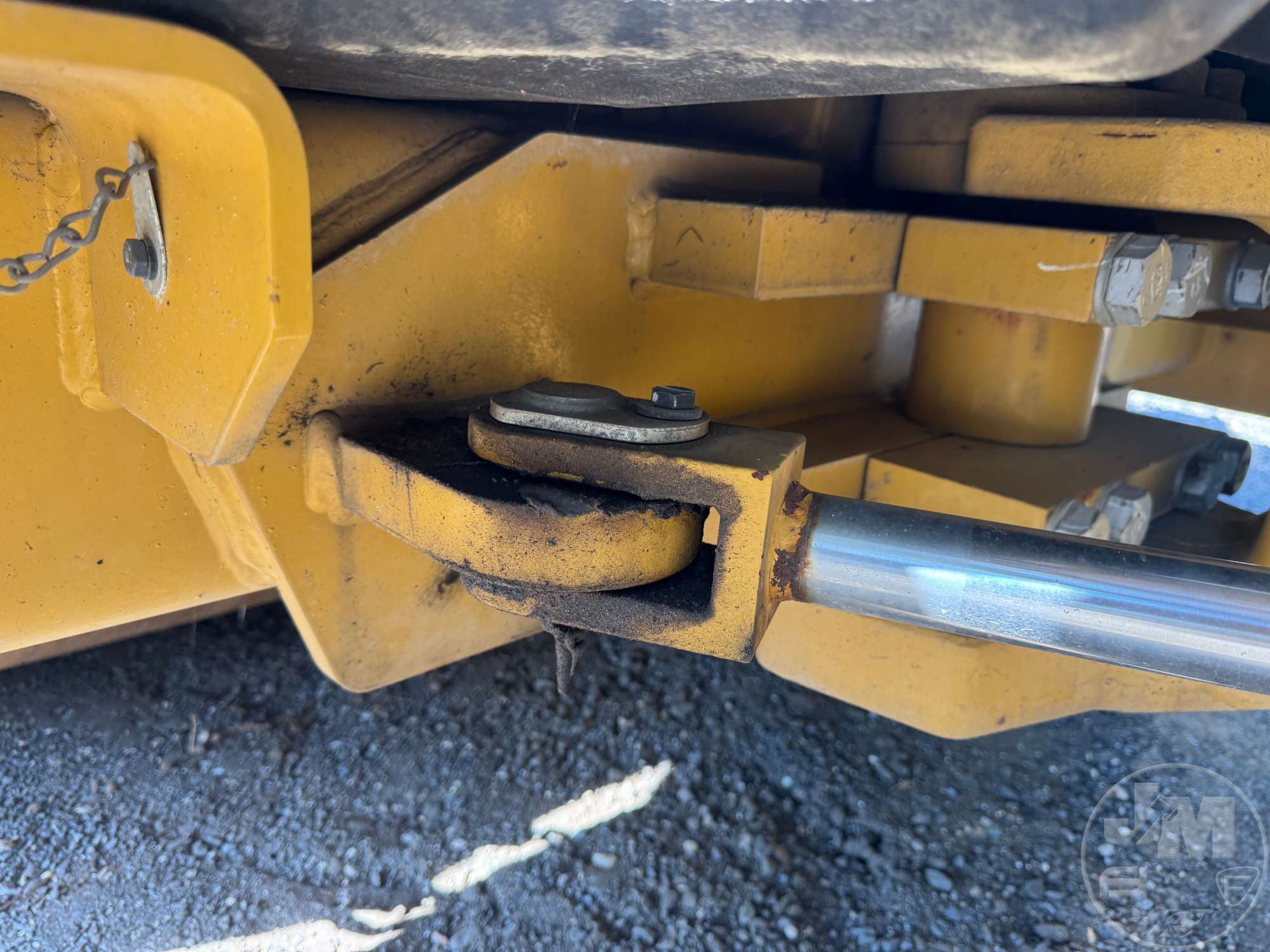 2016 Caterpillar CB54B
