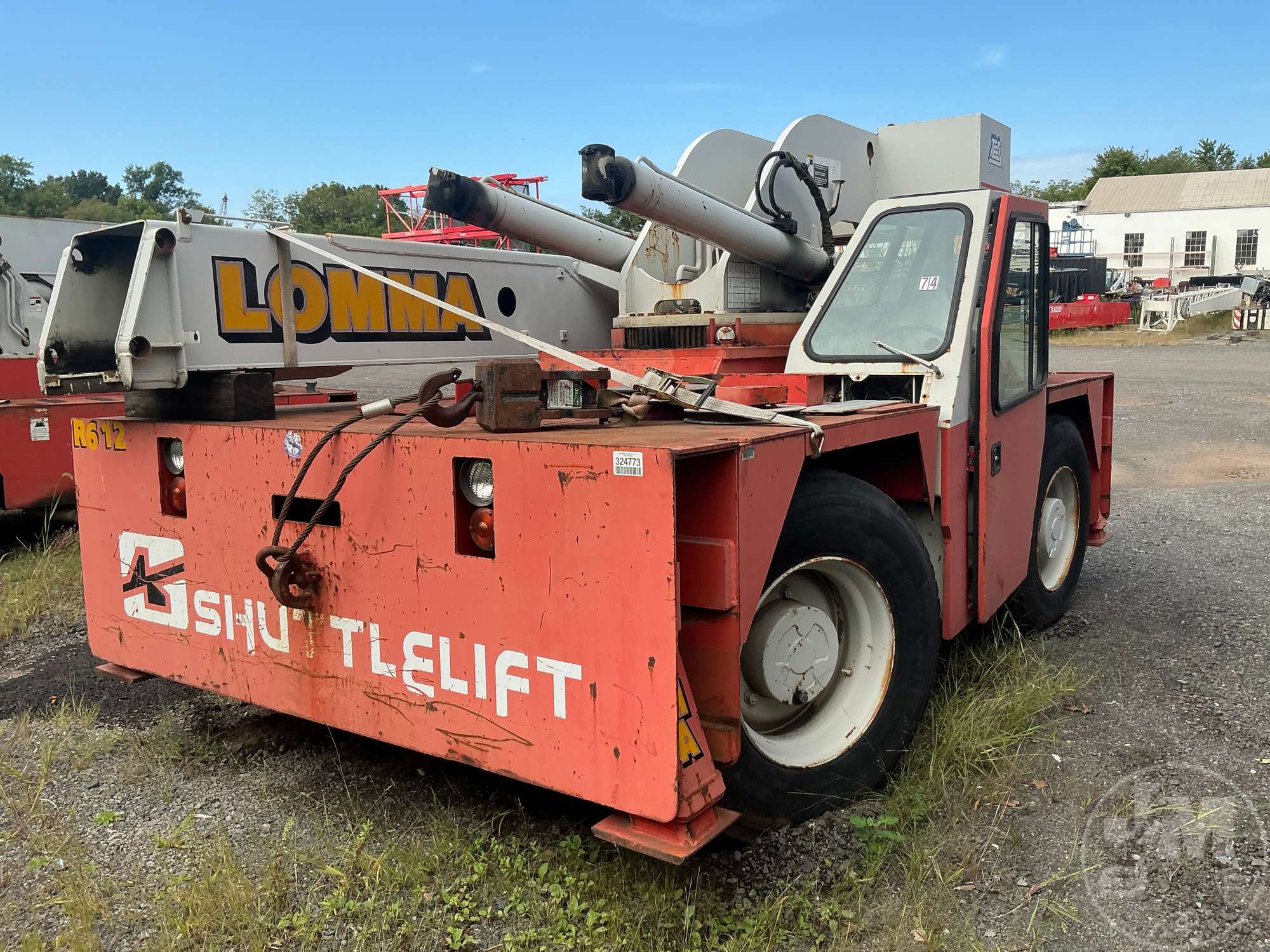 2003 Shuttlelift 5560B