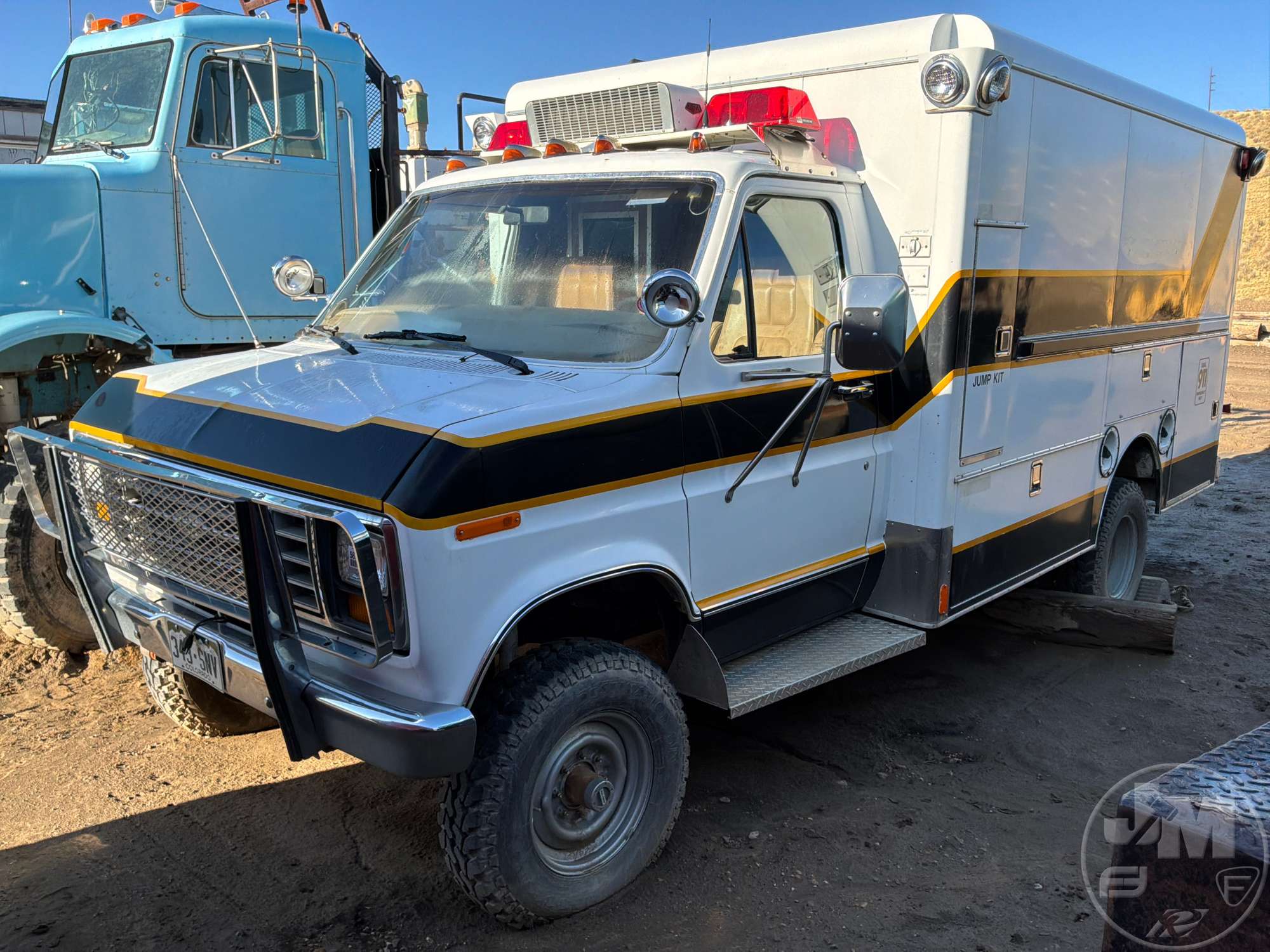 Photo of 1983 Ford E-350