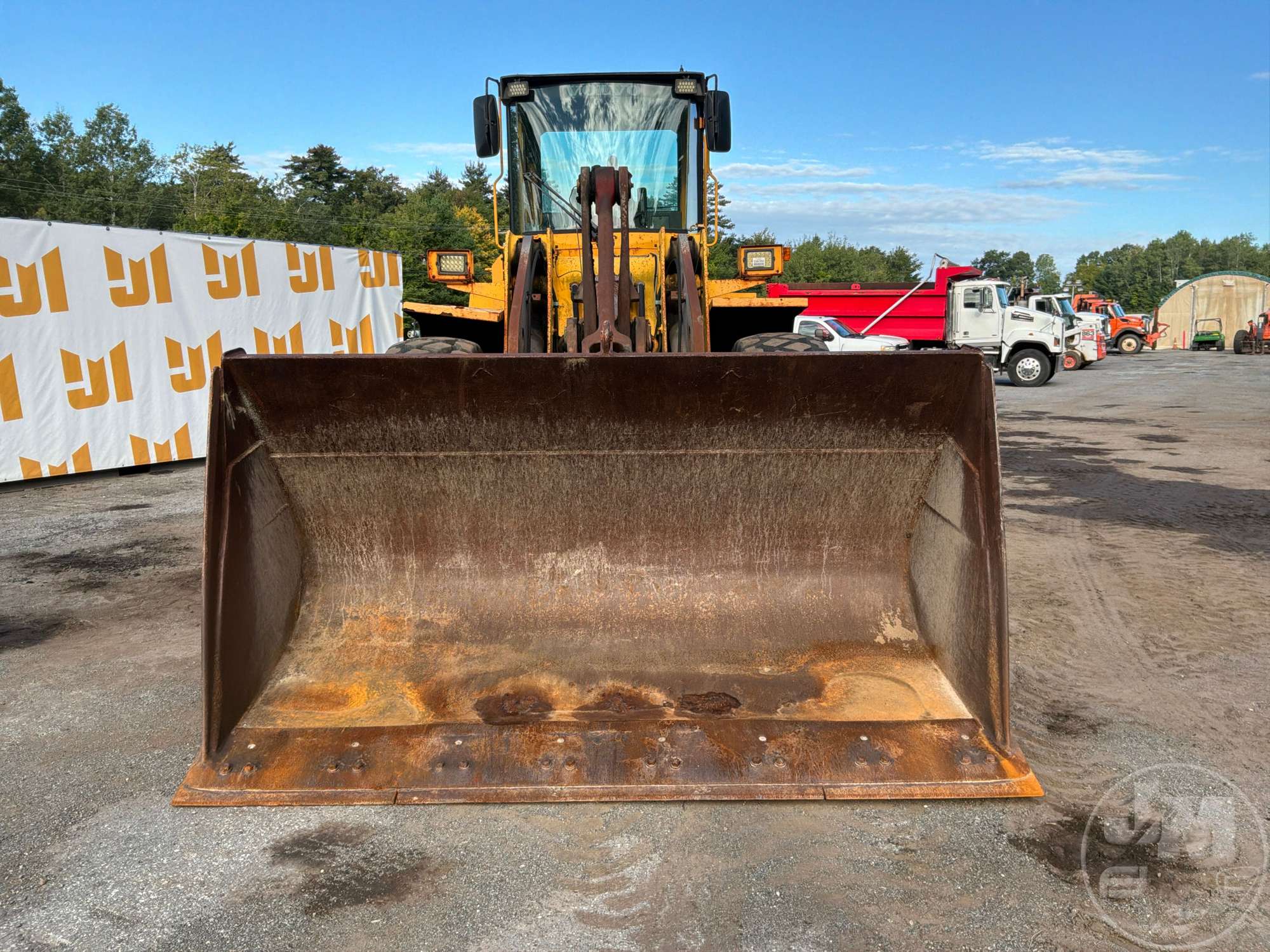 1999 Volvo L120C