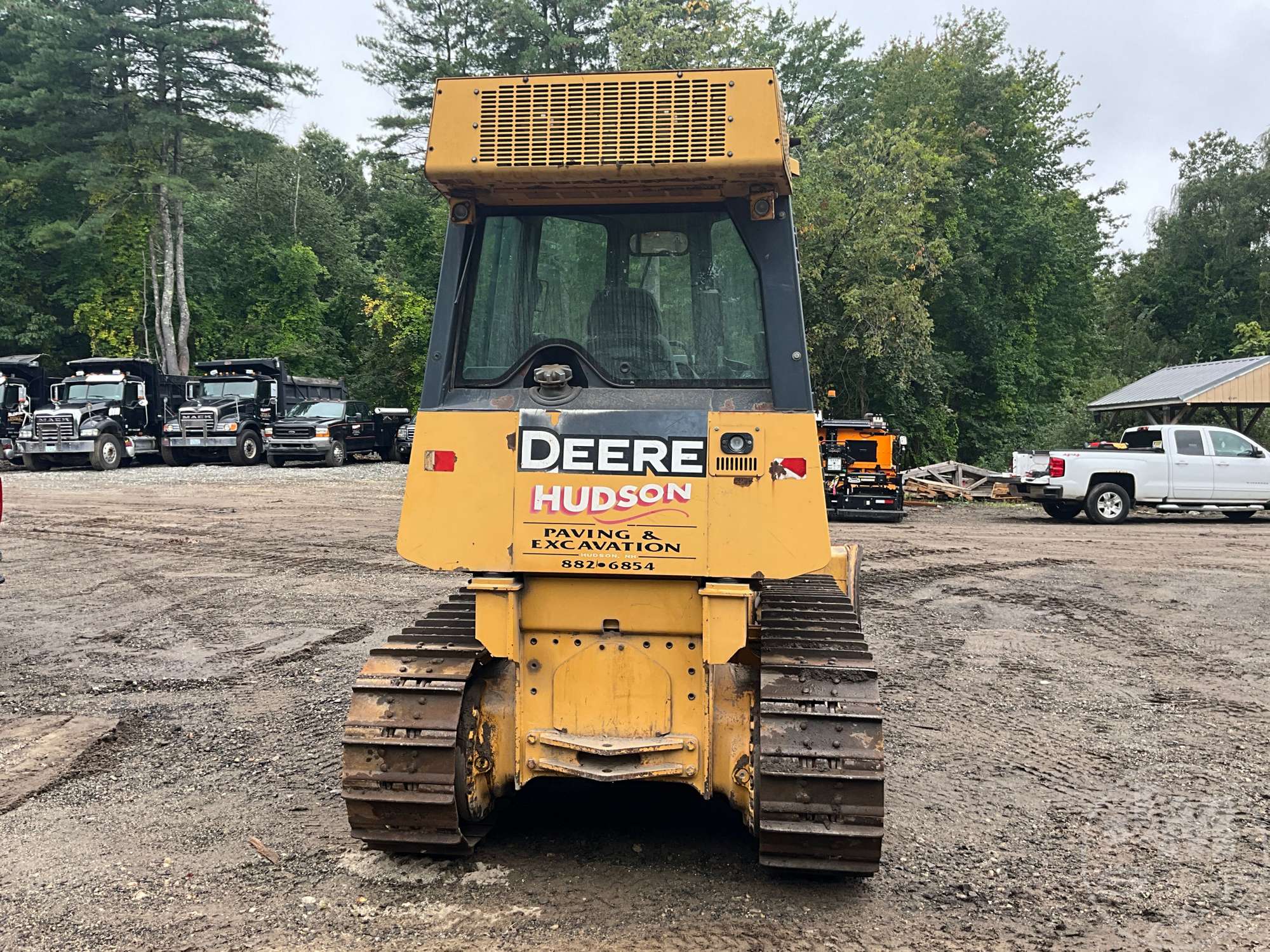 2005 John Deere 450J LT