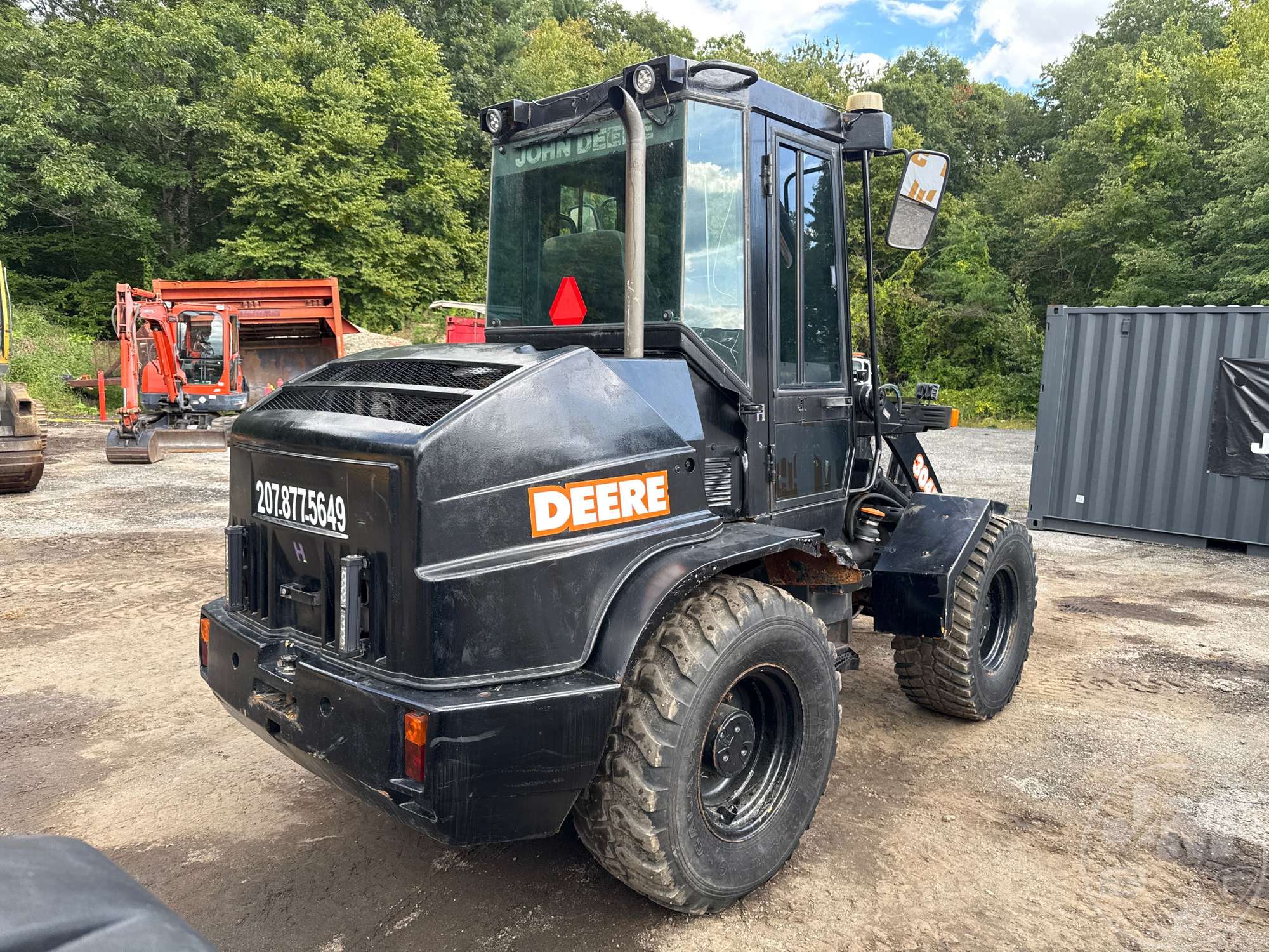 2000 John Deere 304H