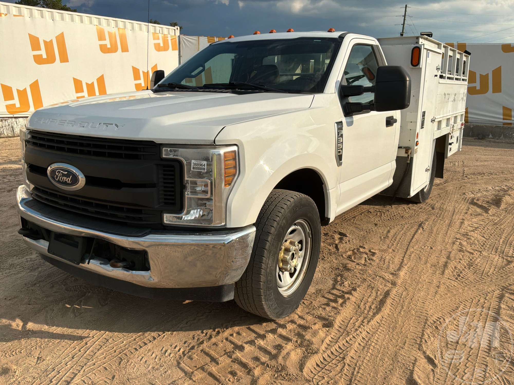 Photo of 2018 Ford F-350XL SD XL