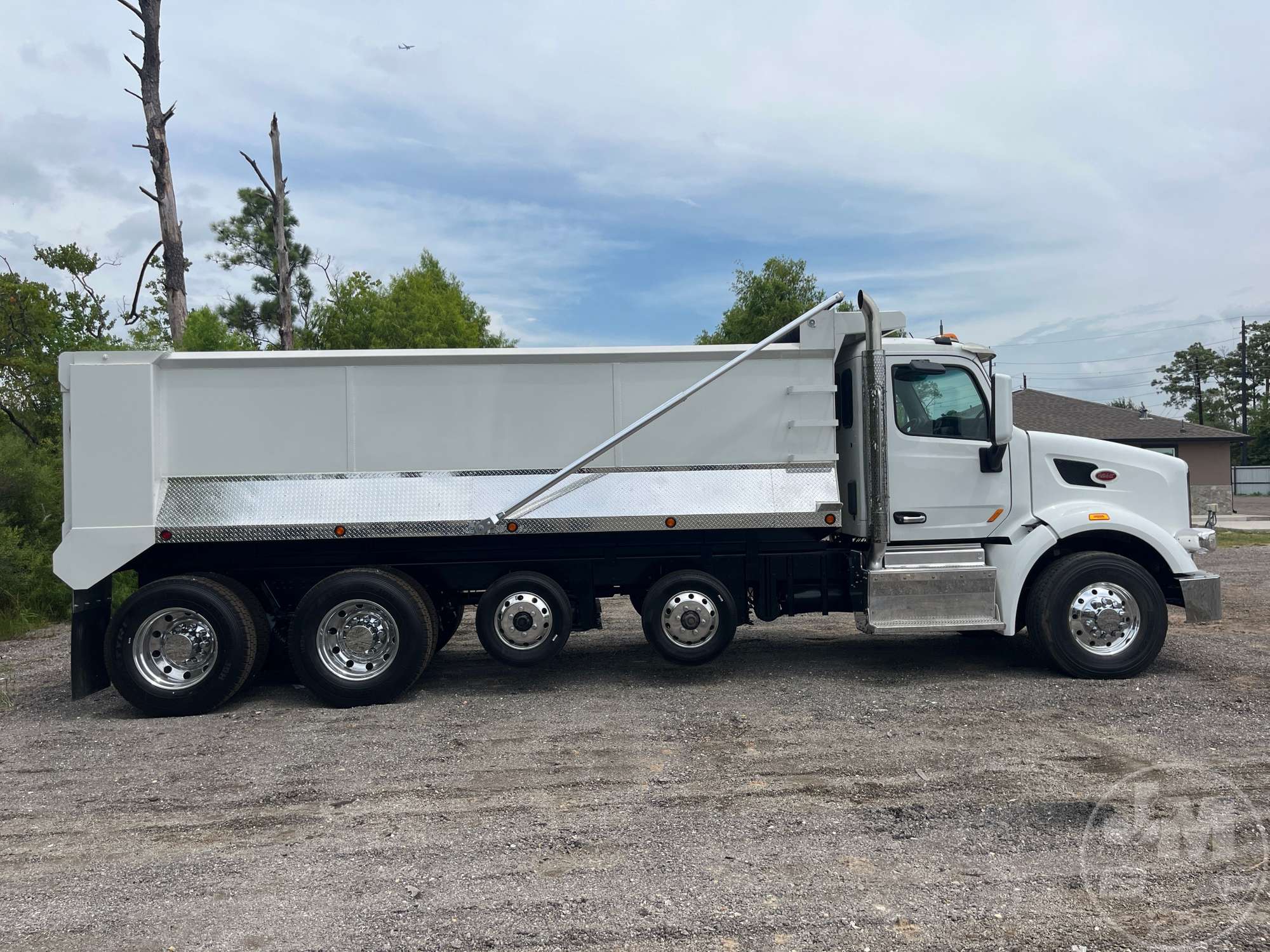 2015 Peterbilt 567
