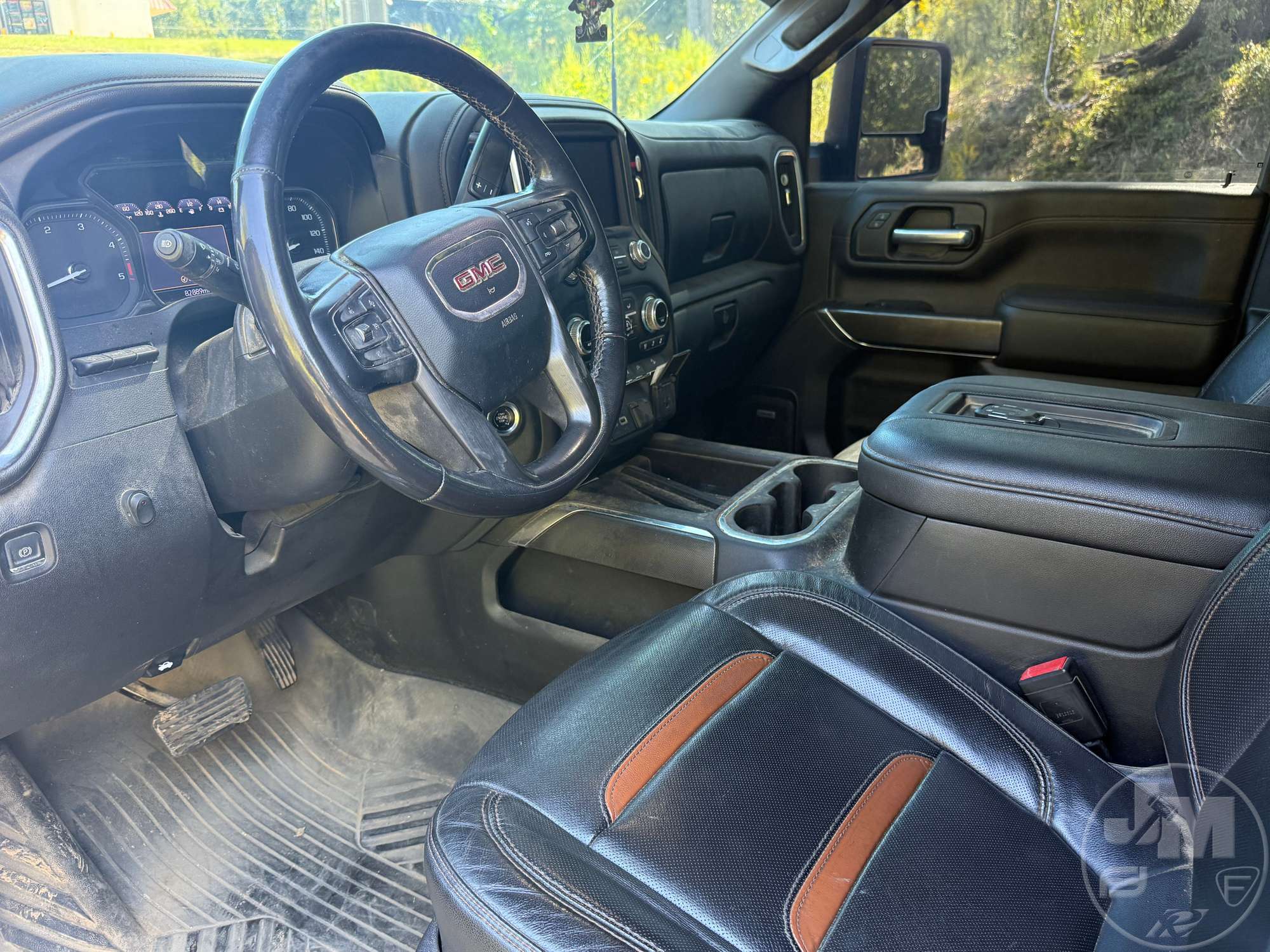 2022 GMC AT4 HD