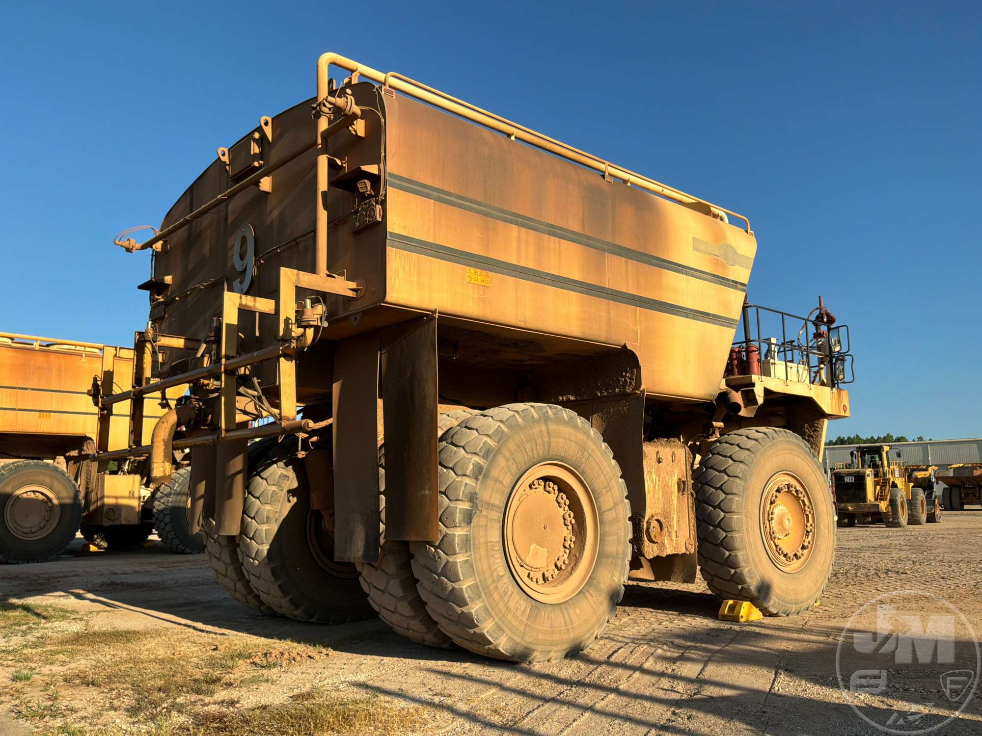 2000 Komatsu 530M RIGID FRAME