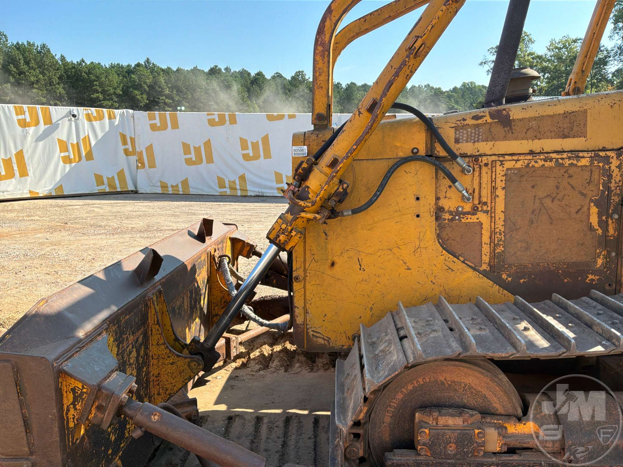 1988 John Deere 750 B