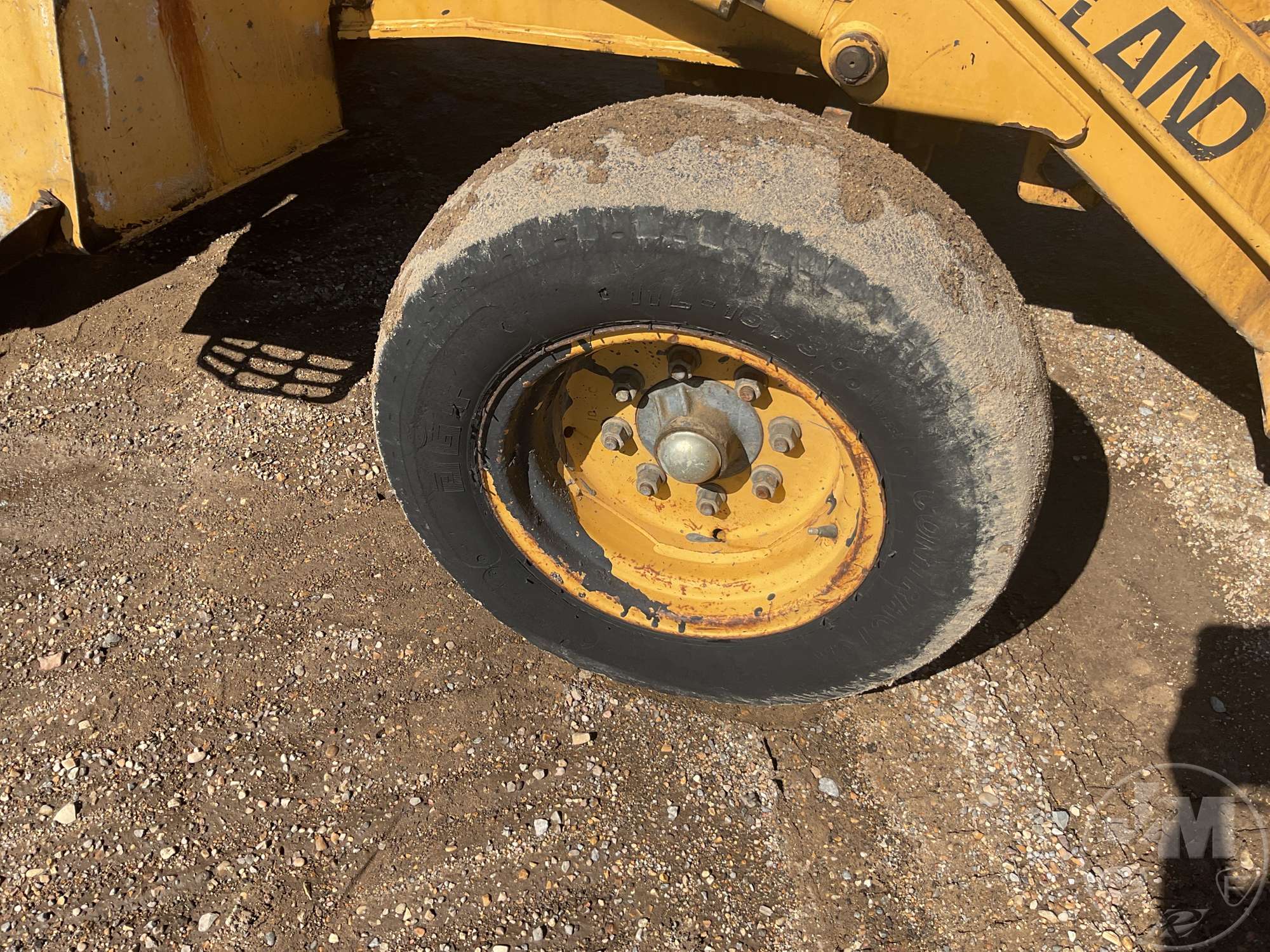1998 New Holland 555E