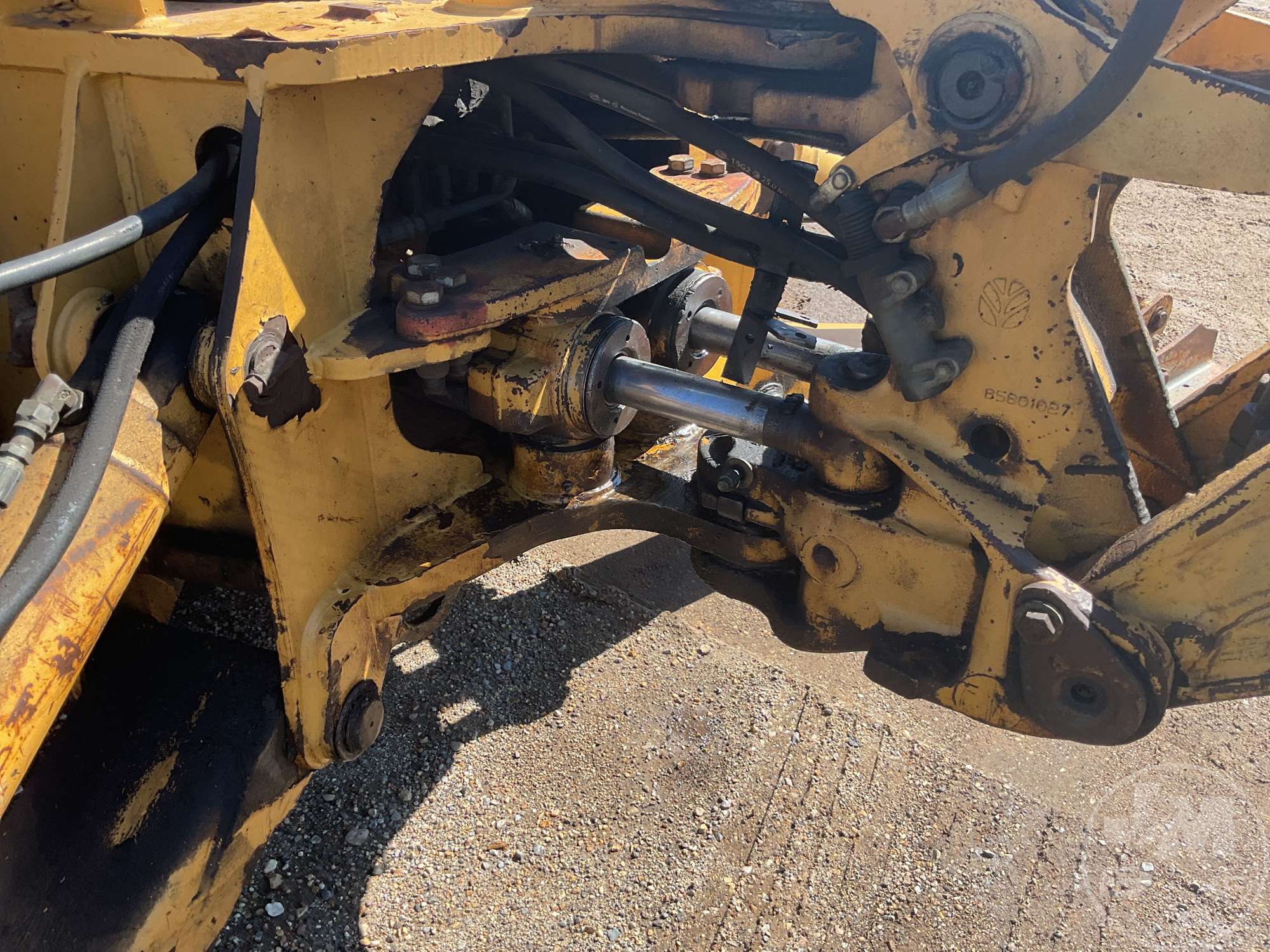 1998 New Holland 555E