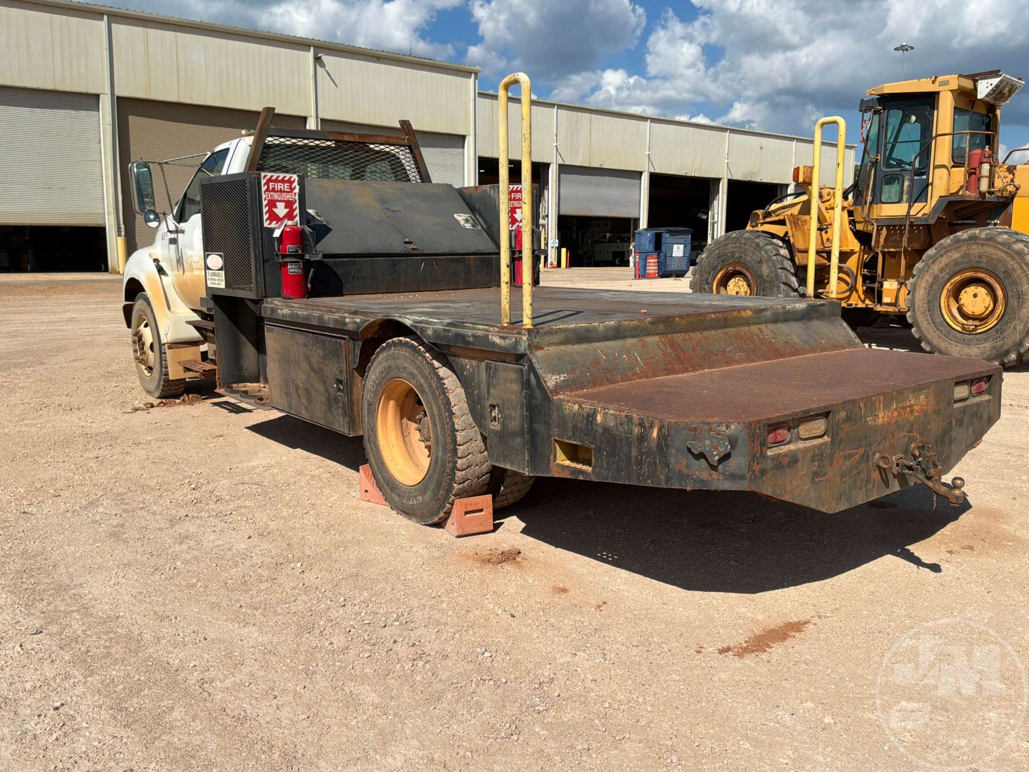 2002 Ford F750