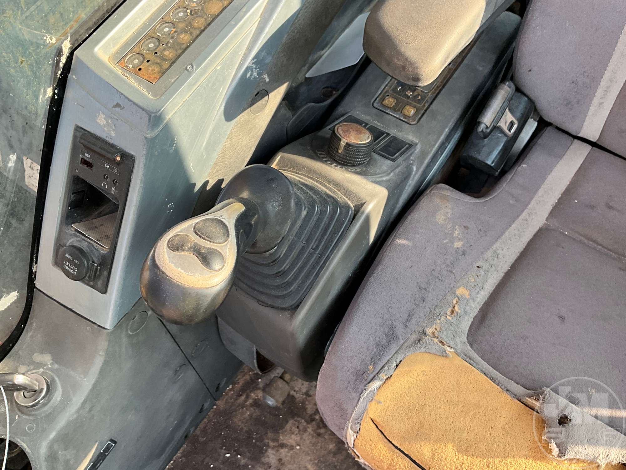 0 Hyundai ROBEX 250LC-9