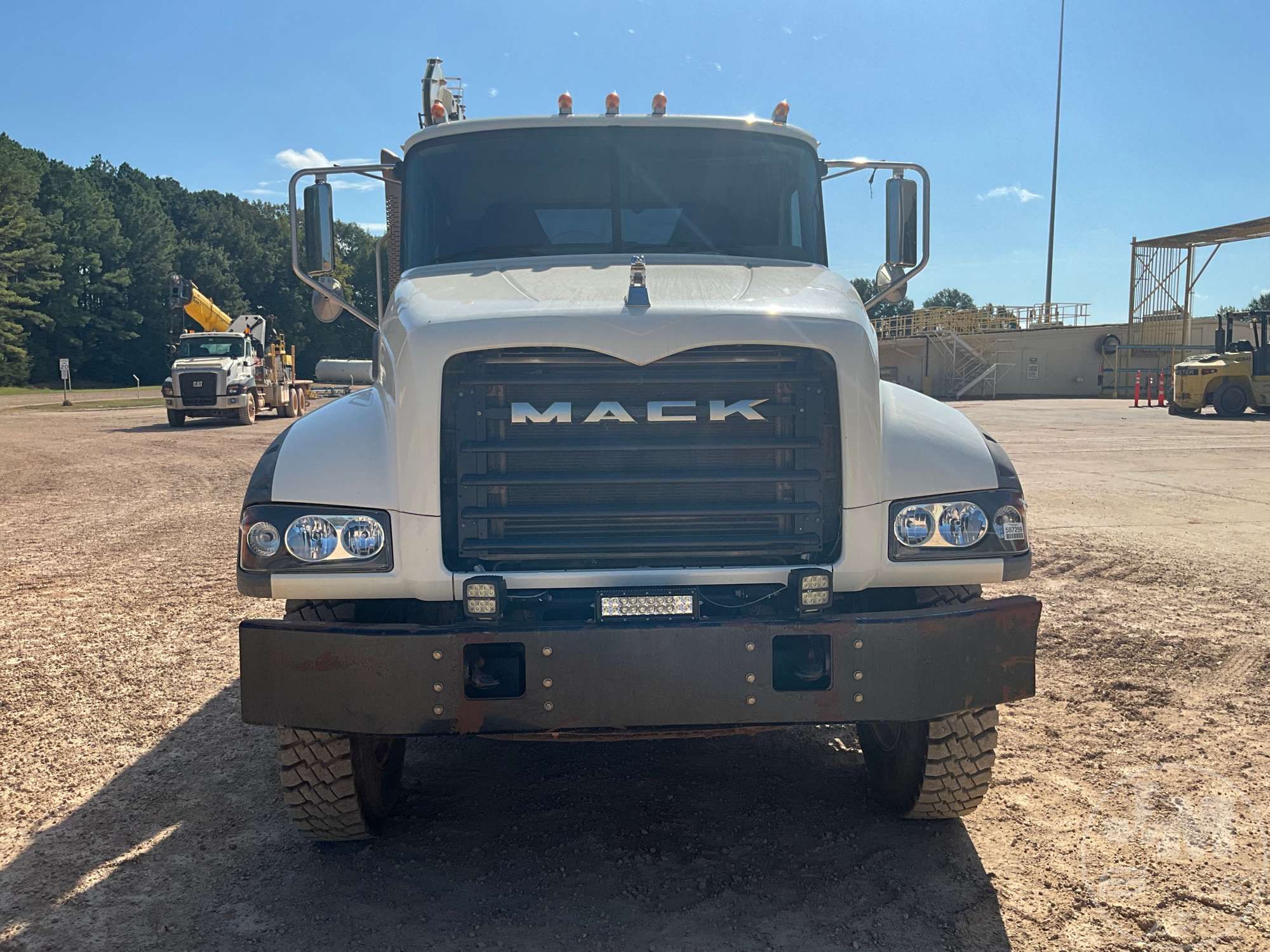 2019 Mack GRANITE