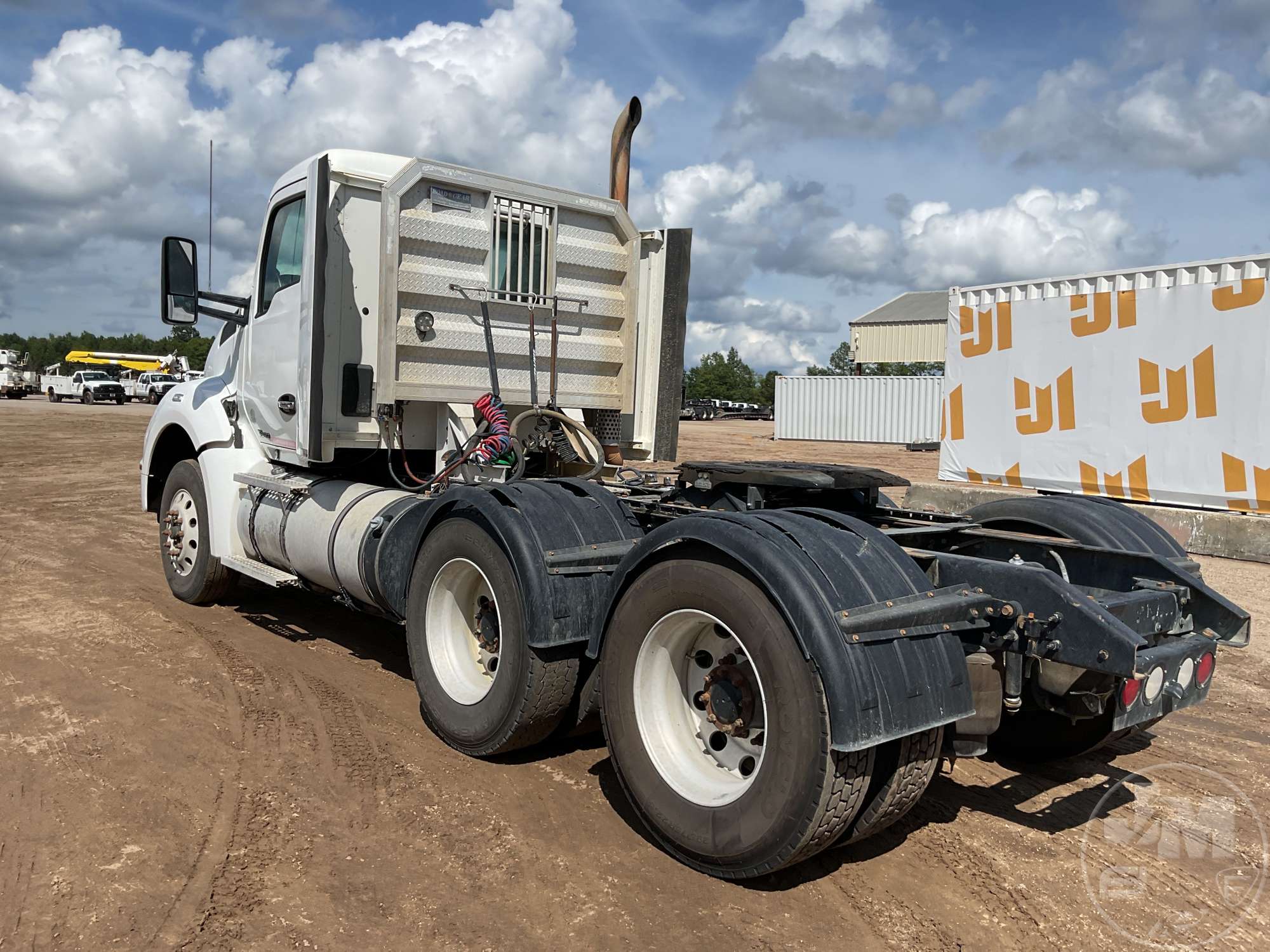 2016 Kenworth T880
