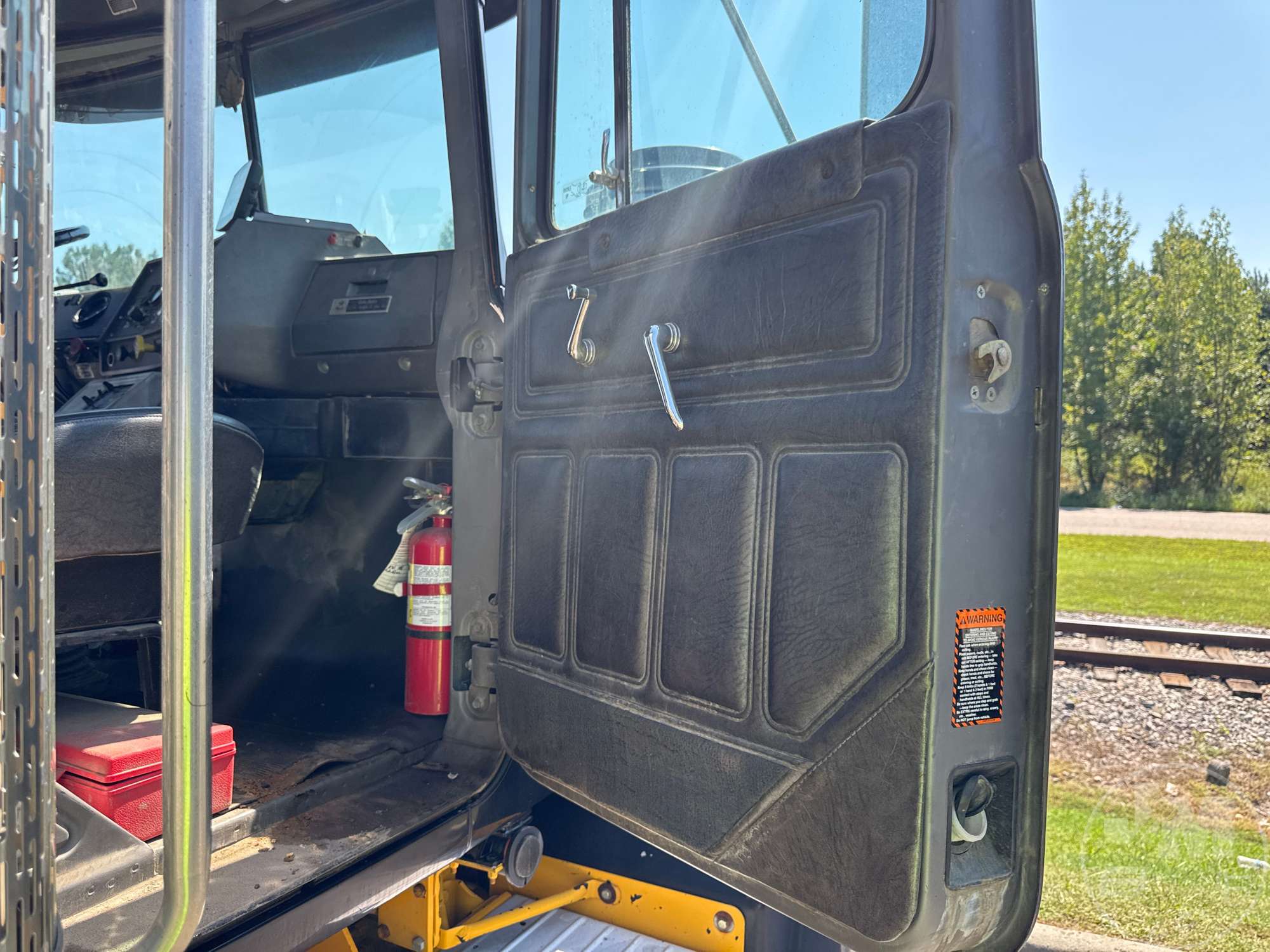 1996 Mack RD688S