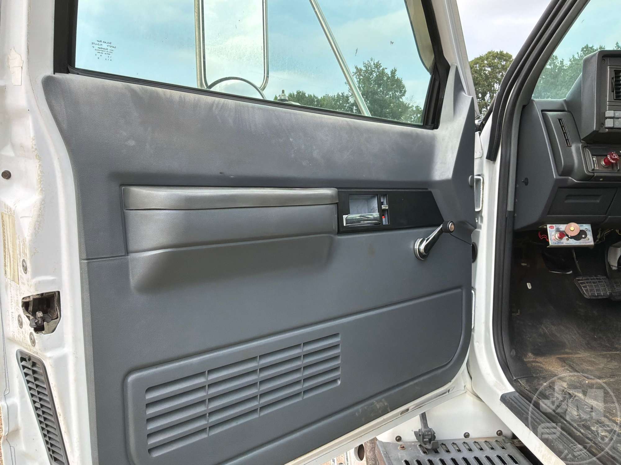 1997 GMC C6