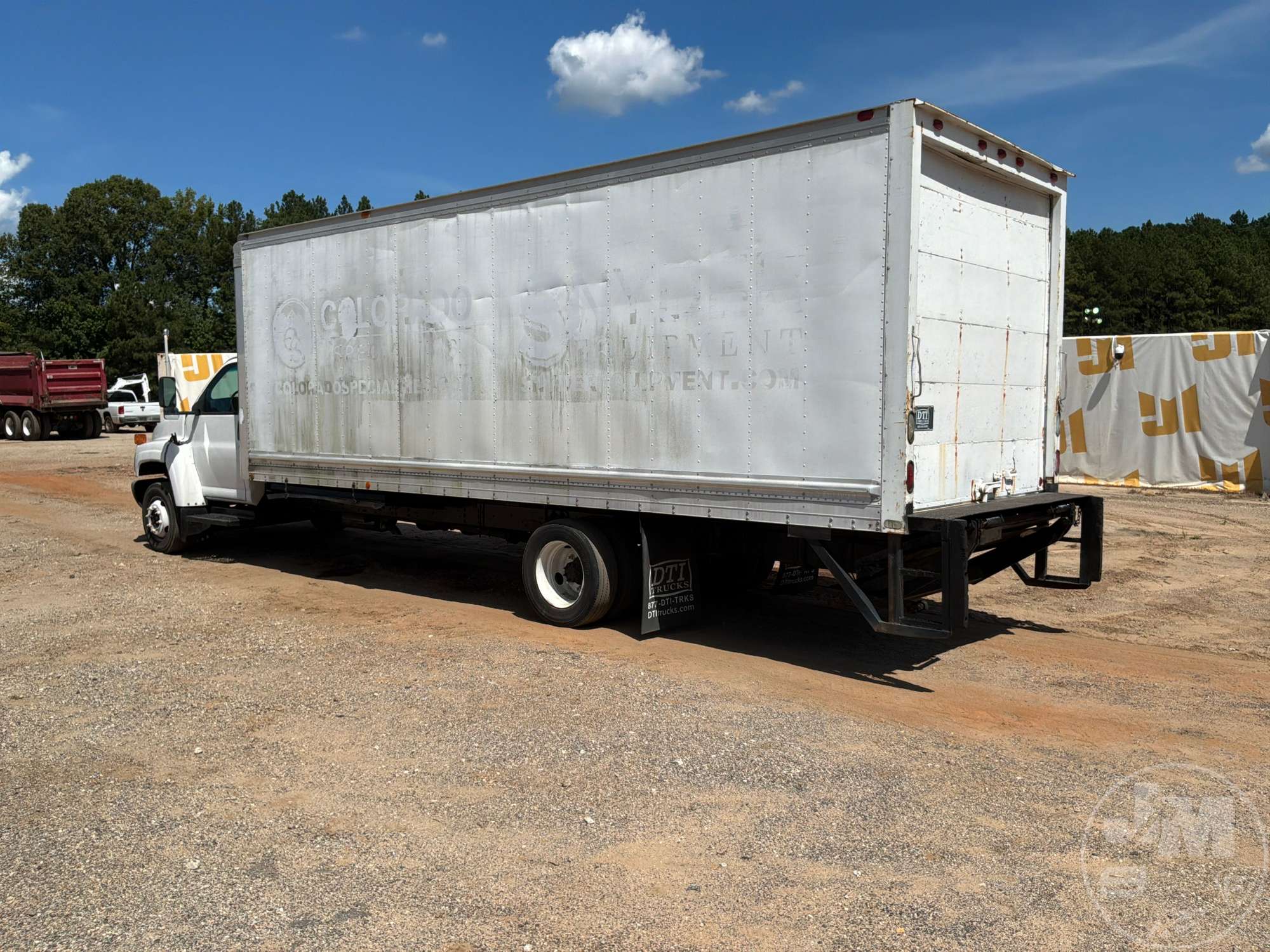 2006 GMC C5