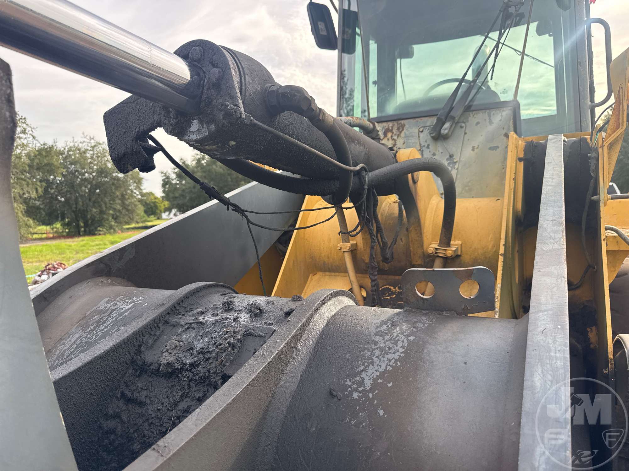 2005 John Deere 624J