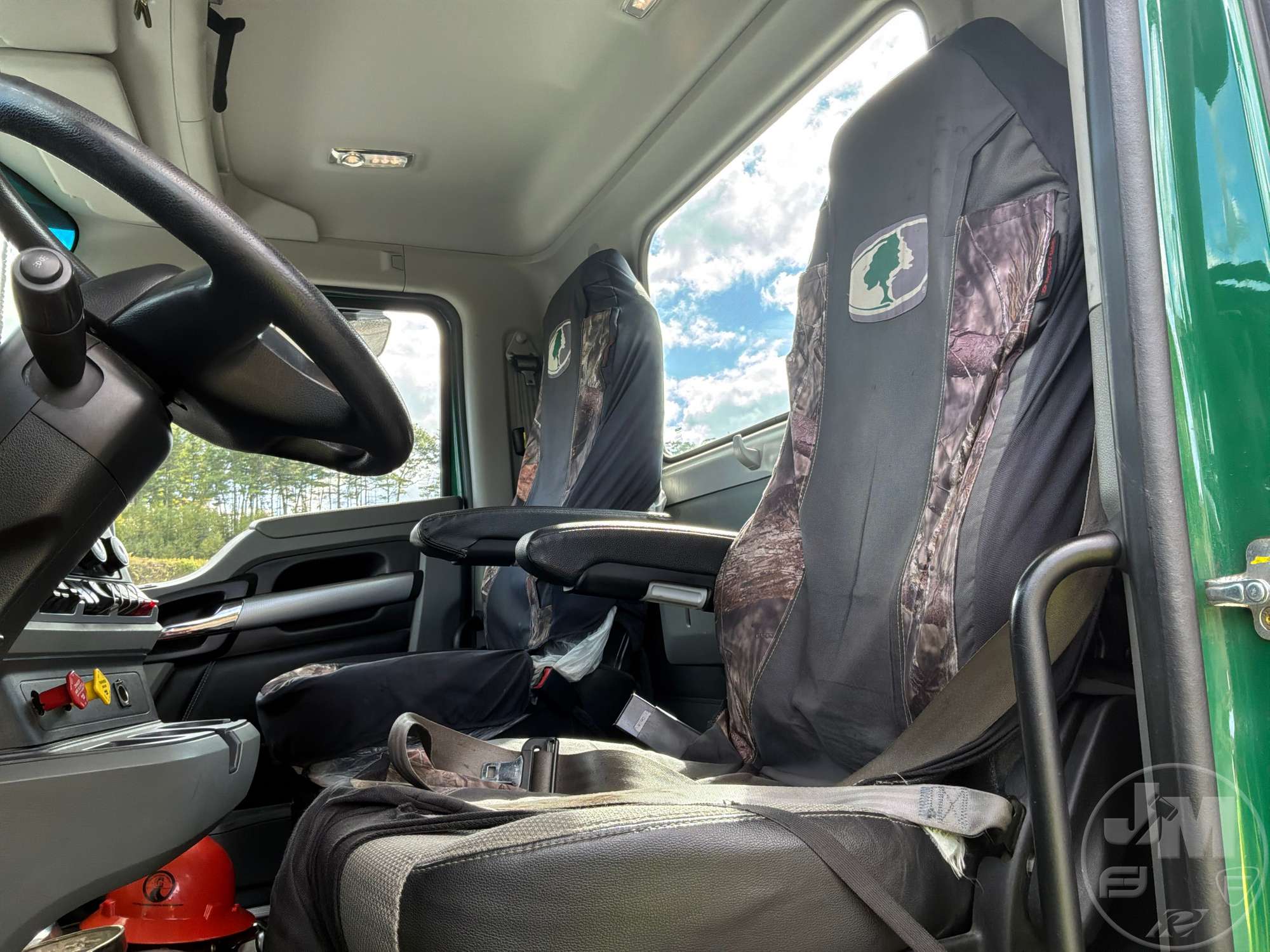 2020 Kenworth T880