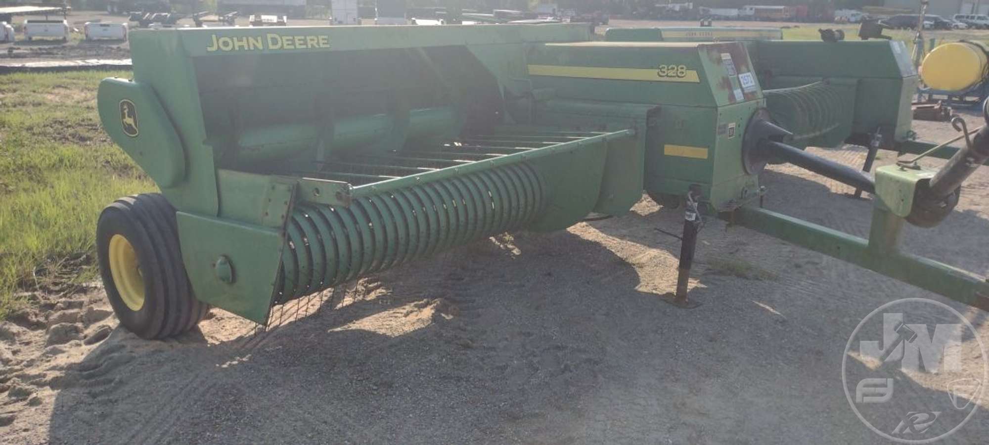 0 John Deere 328