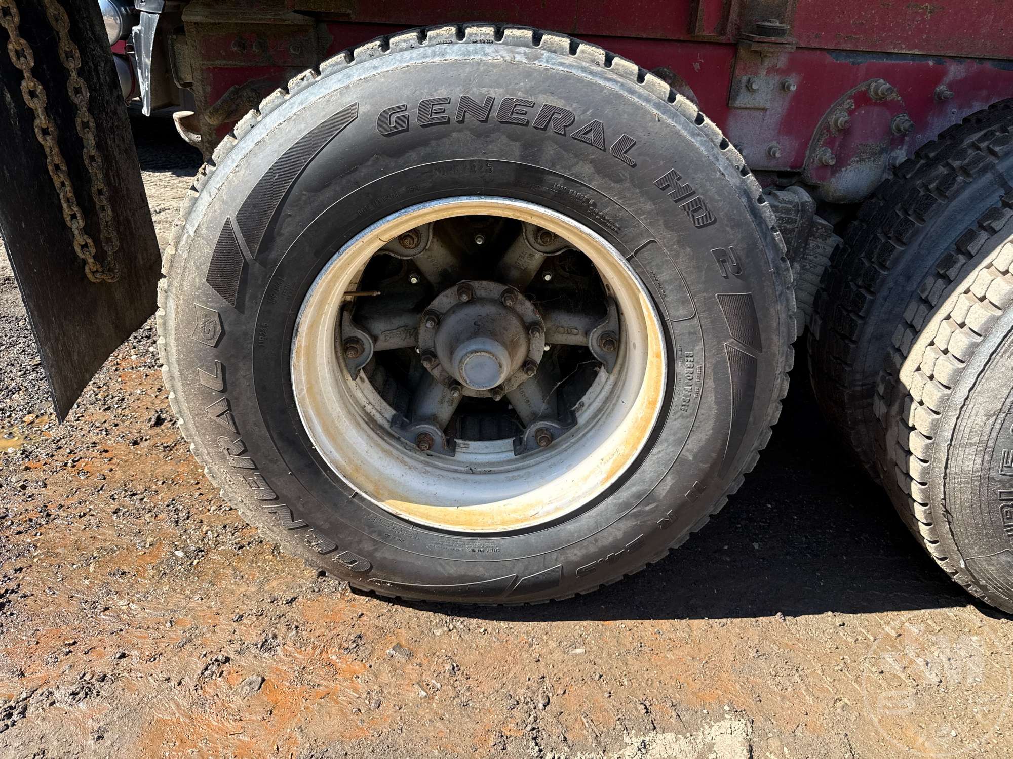 2009 Mack GU713
