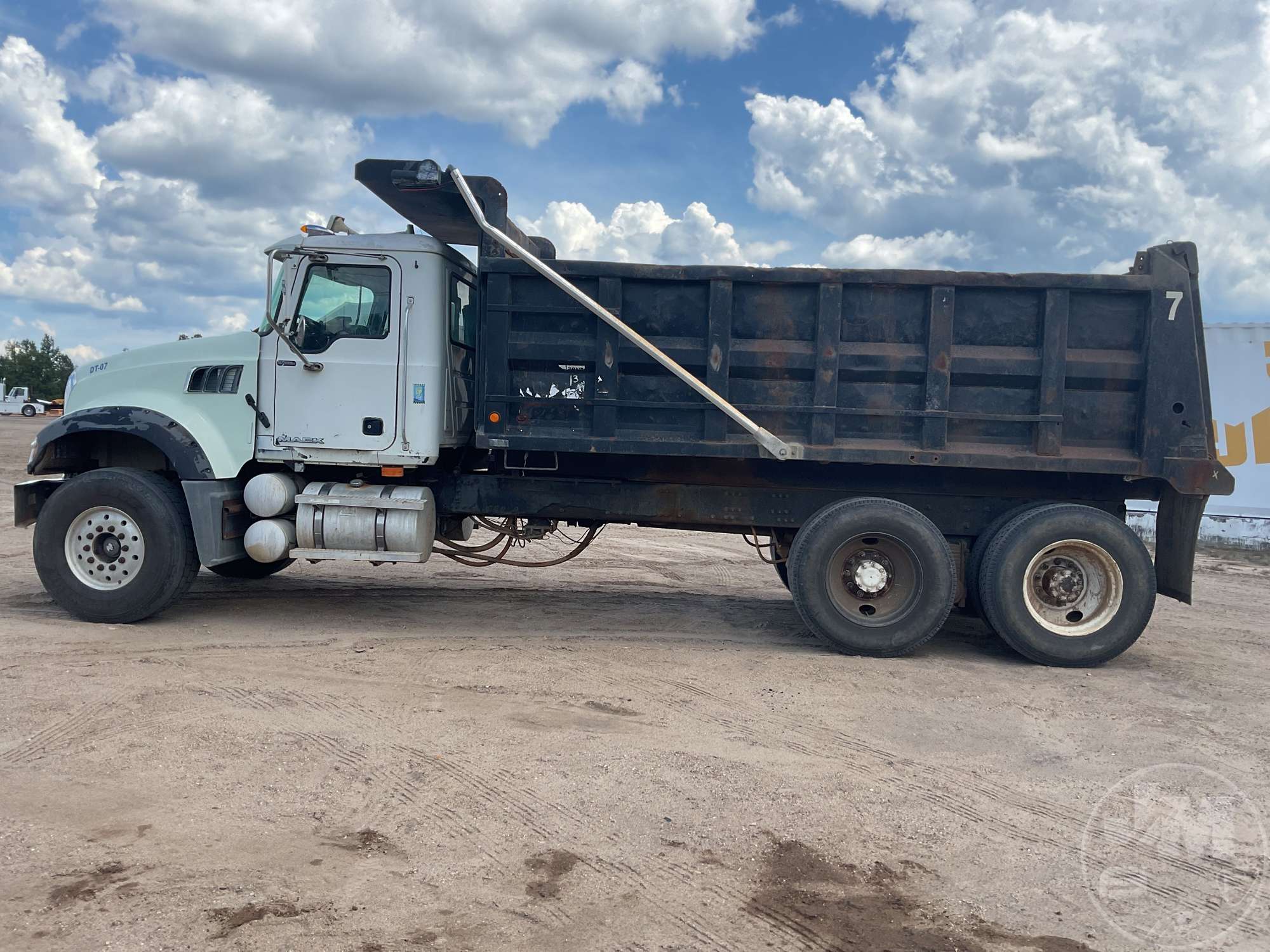 2007 Mack CTP GRANITE