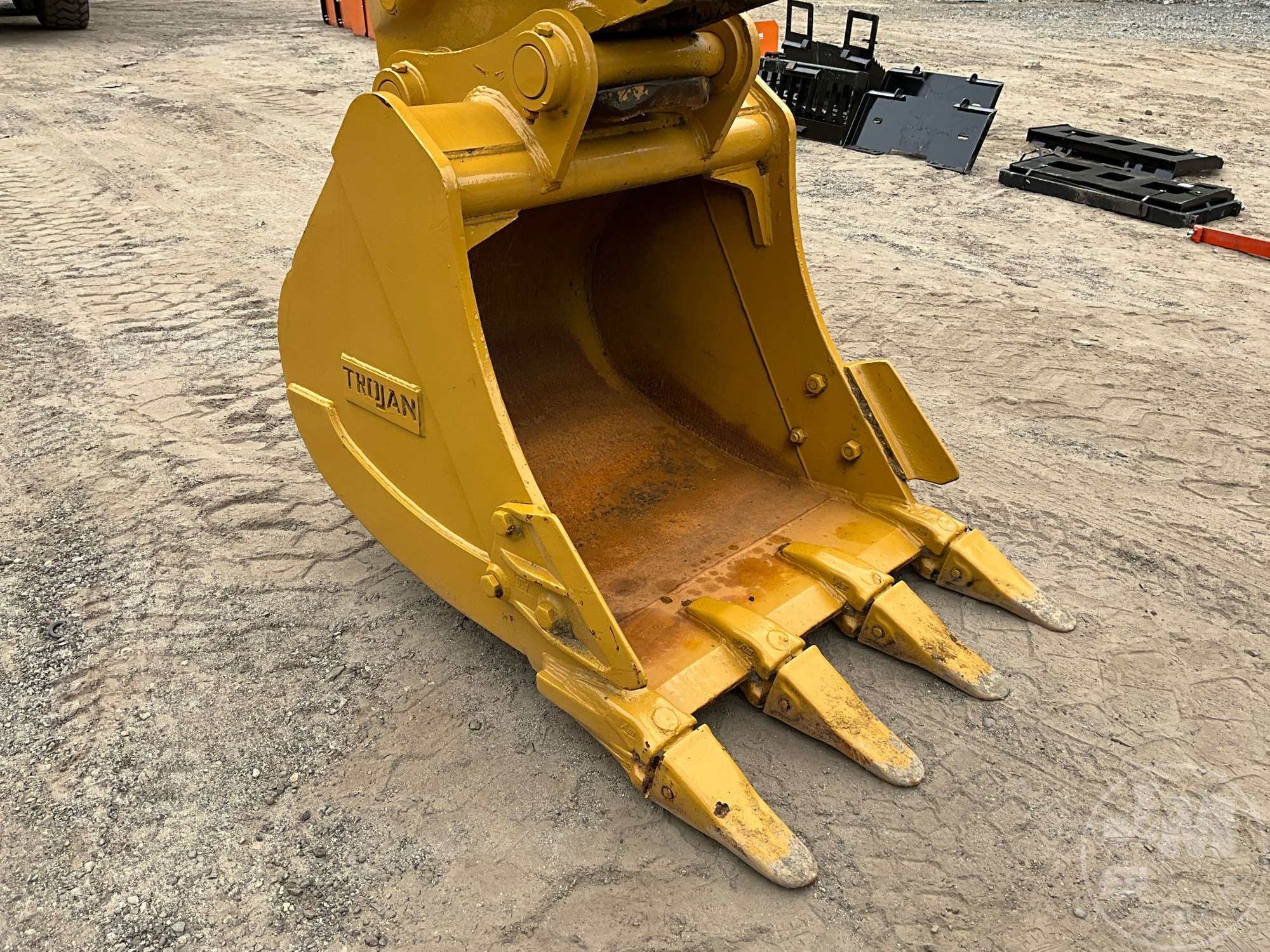 2012 Caterpillar 329E L