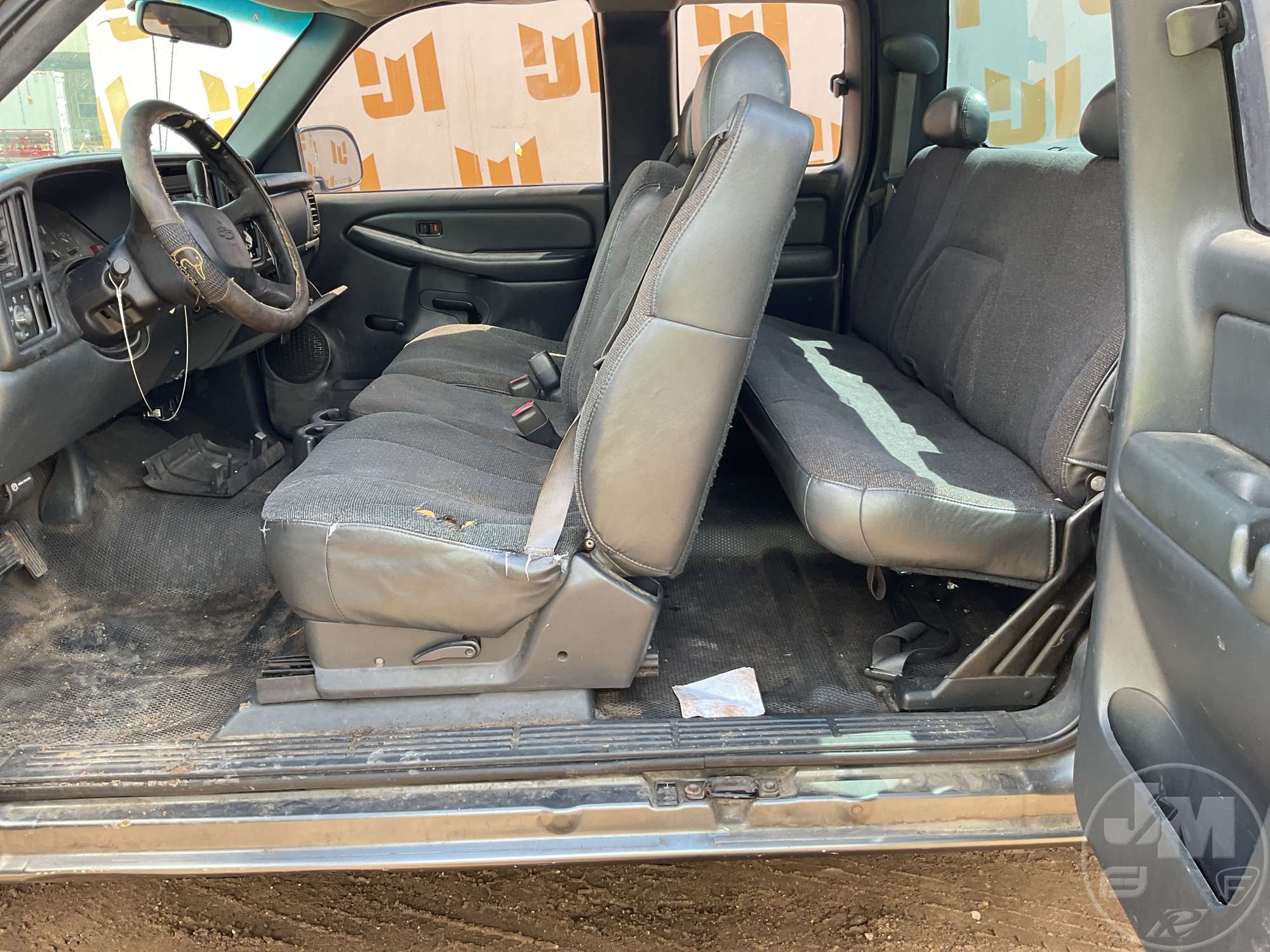 2002 Chevrolet SILVERADO