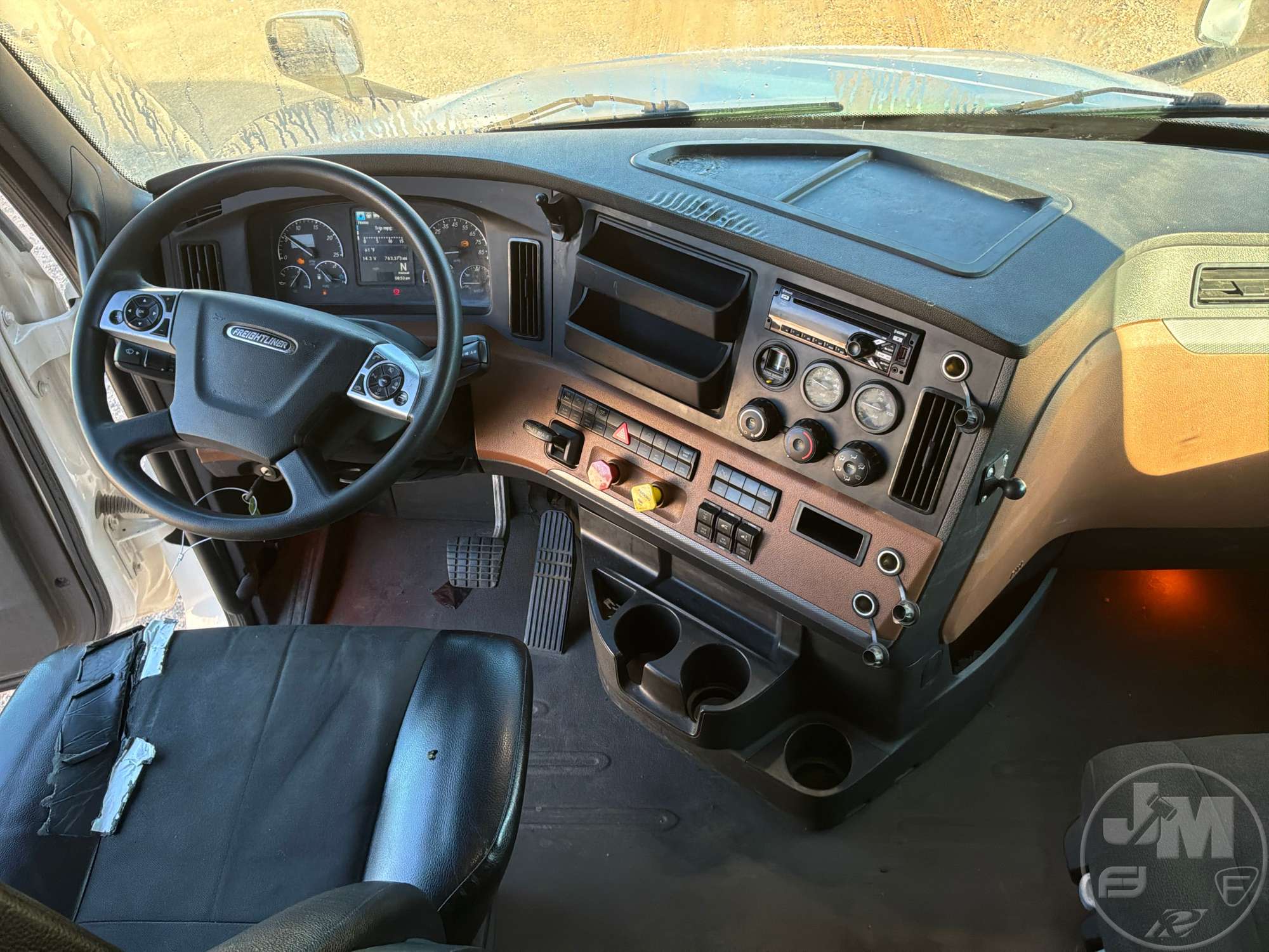2020 Freightliner CASCADIA