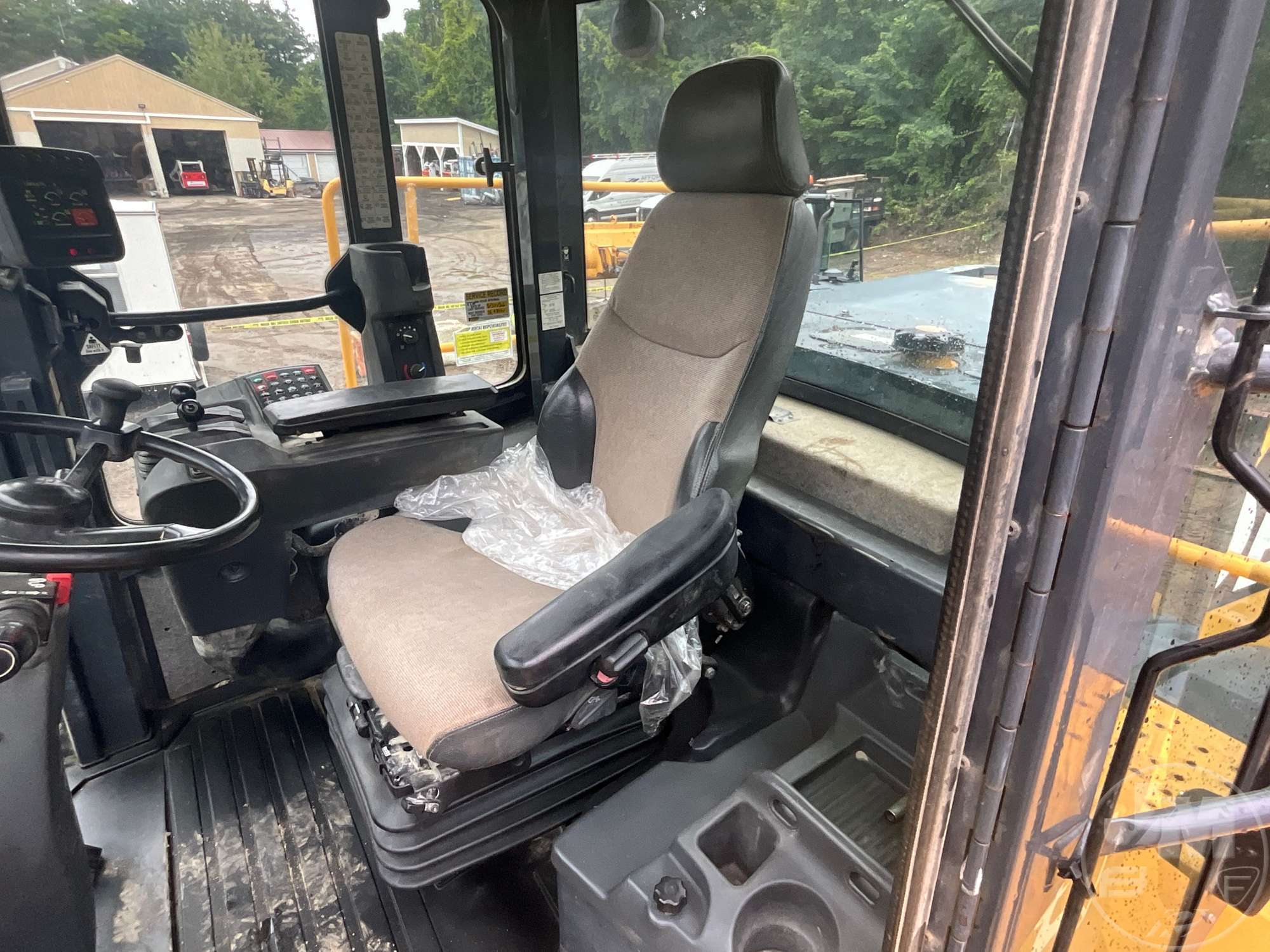 2012 John Deere 744K
