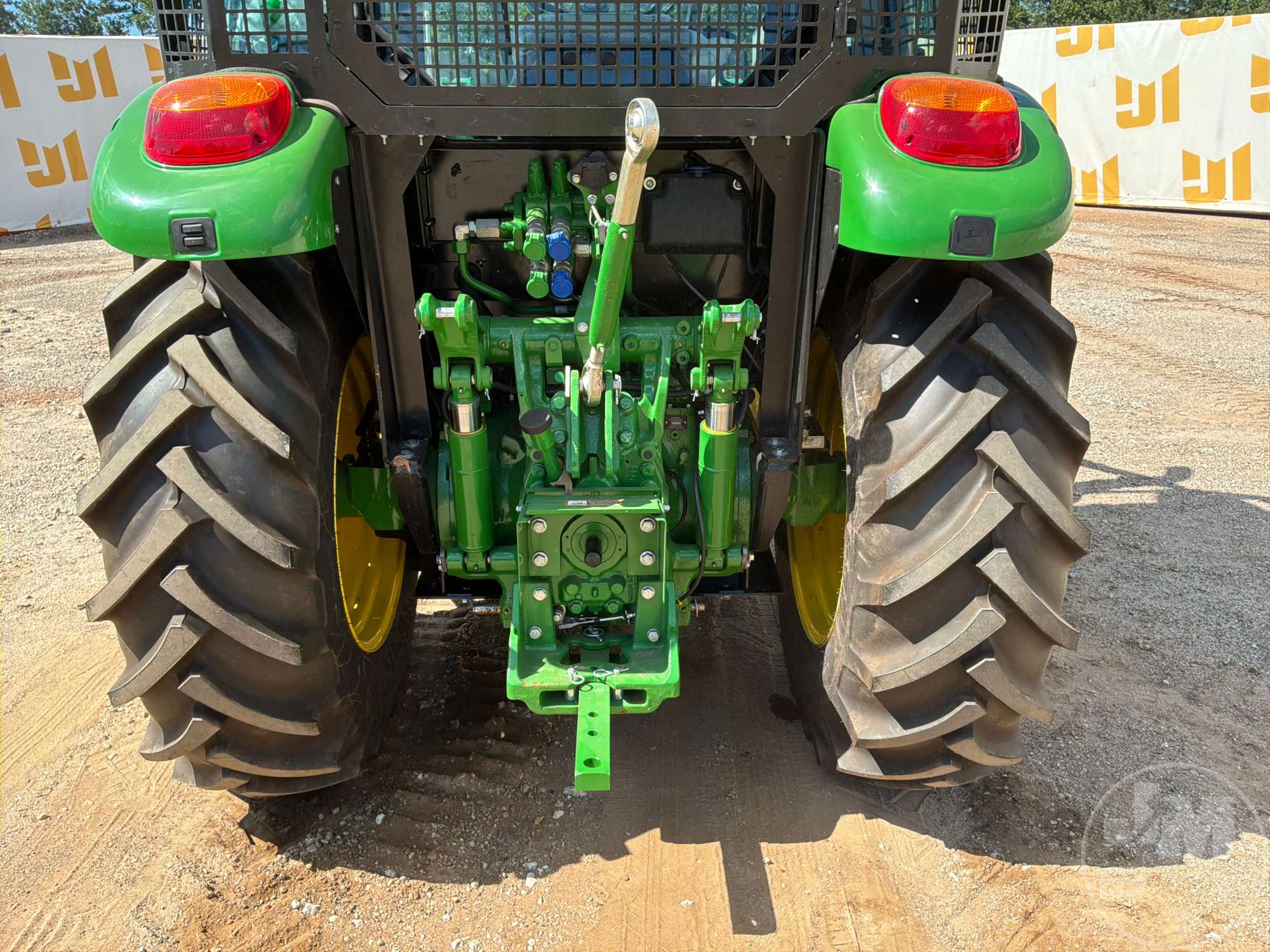 2025 John Deere 5120M