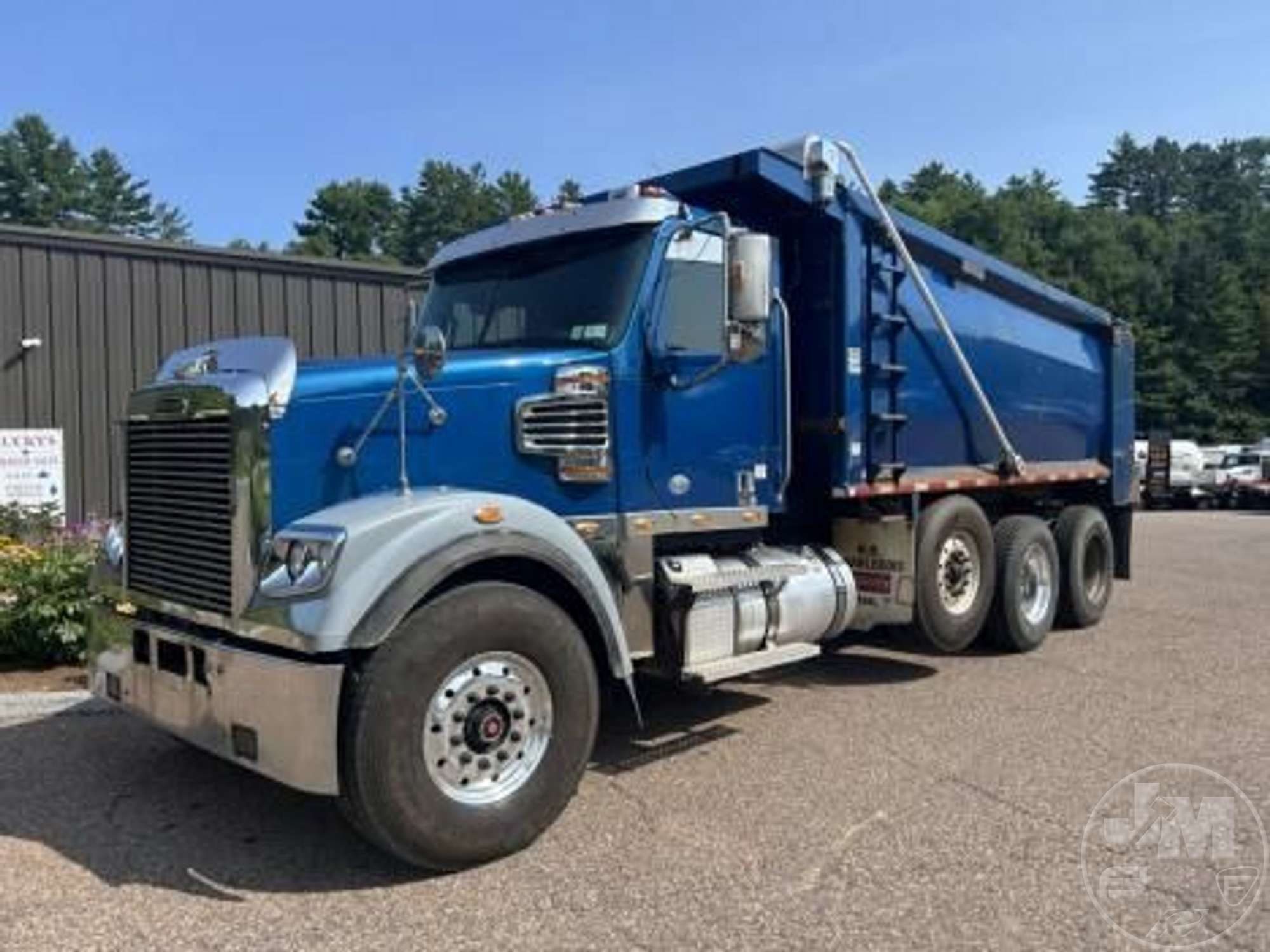 2021 Freightliner CORANADO 132