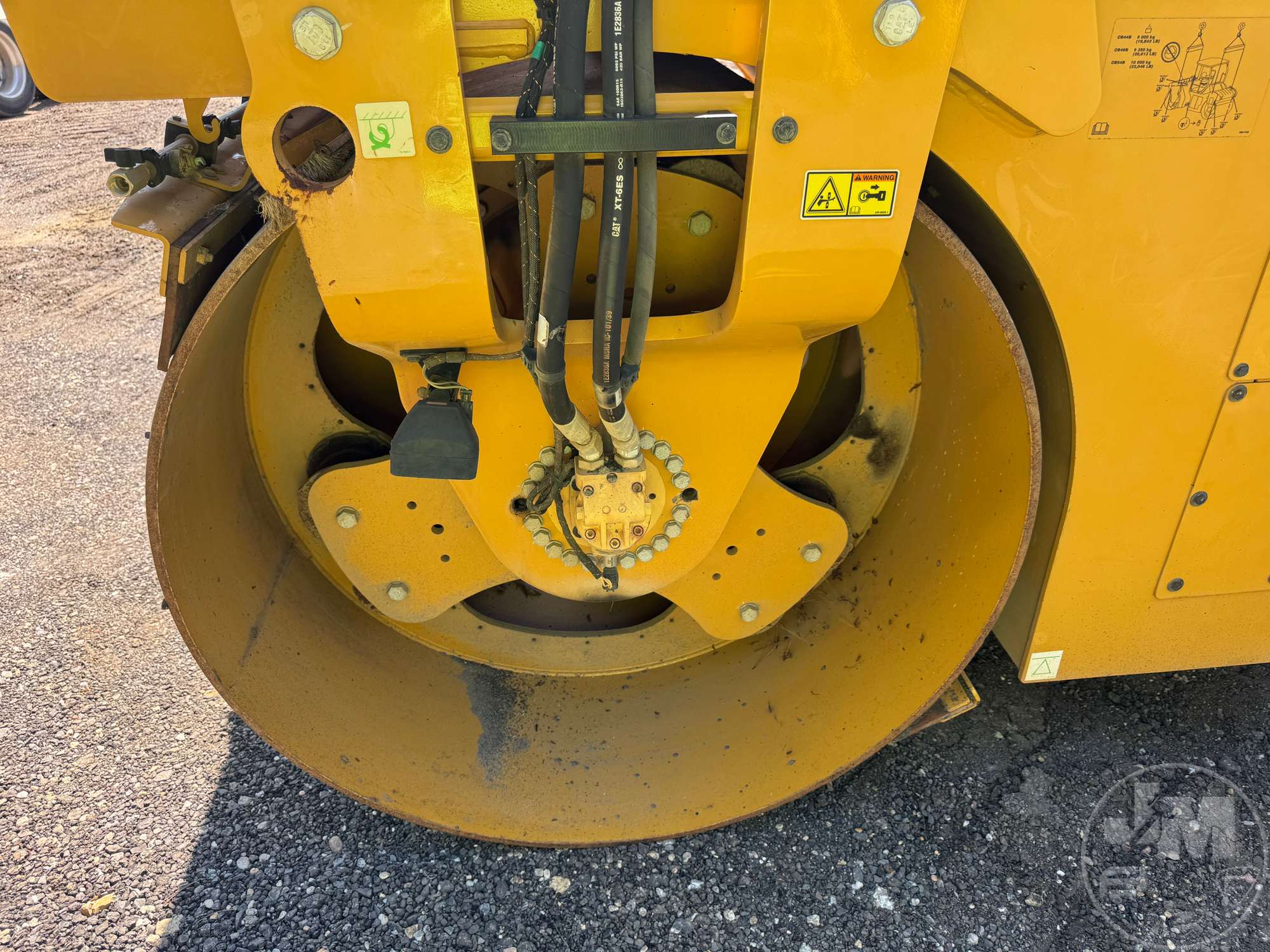 2016 Caterpillar CB54B